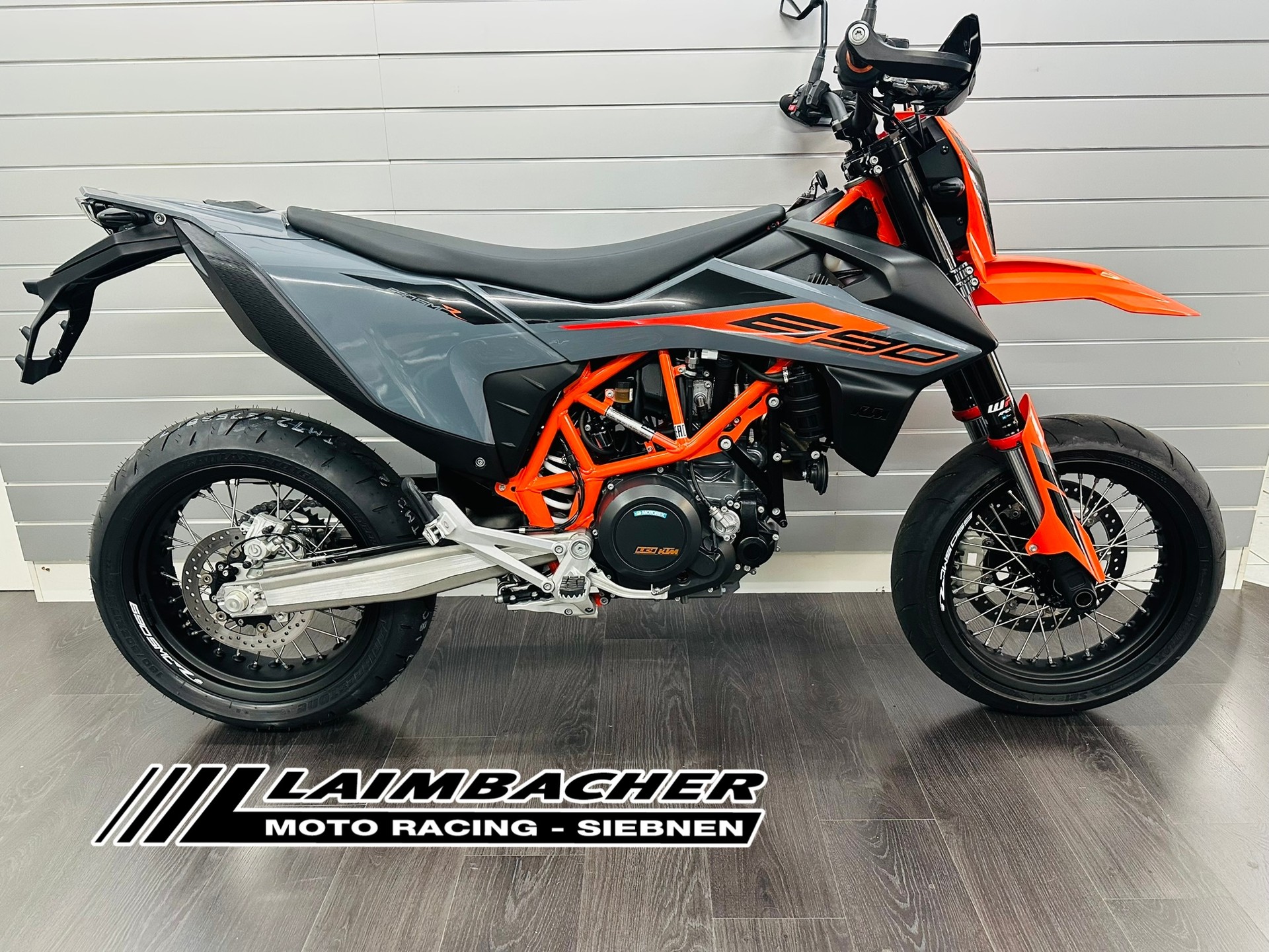 KTM 690 SMC-R-image-0