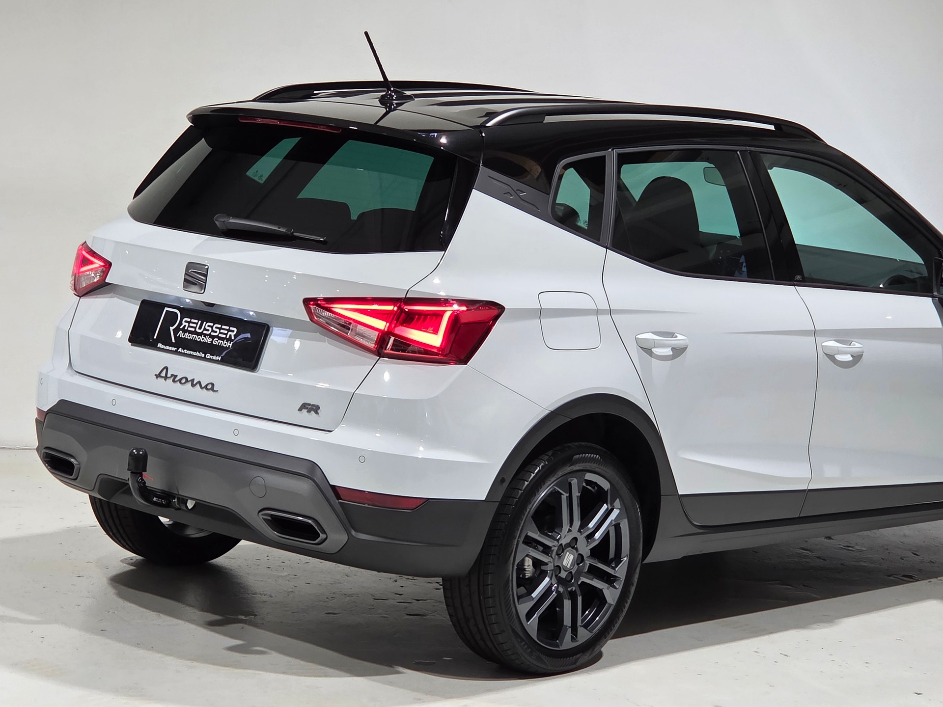 SEAT Arona 1.5 Eco TSI FR DSG-image-29
