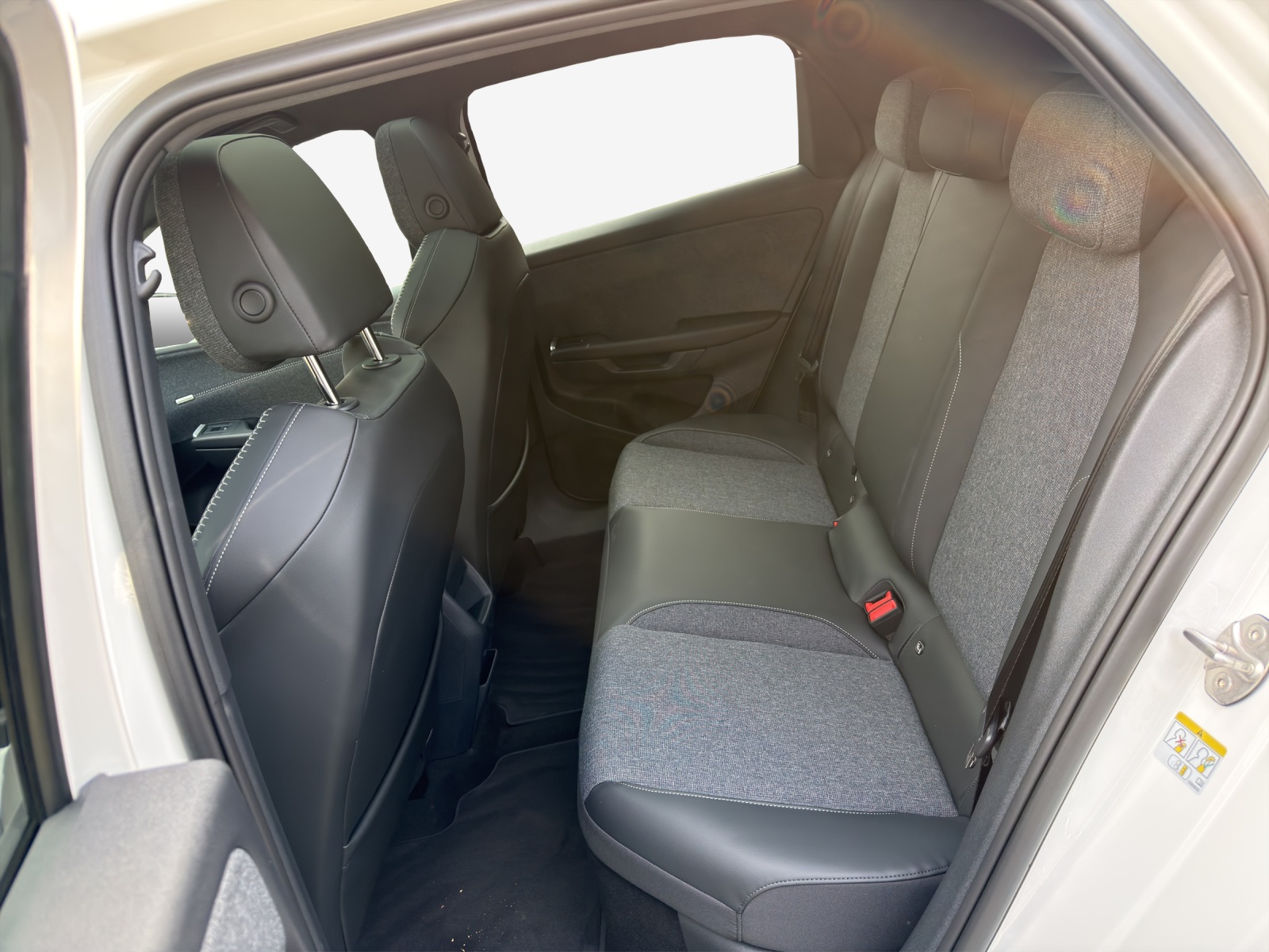 VW ID.Polo 52 kWh Style Edition One Plus-image-11