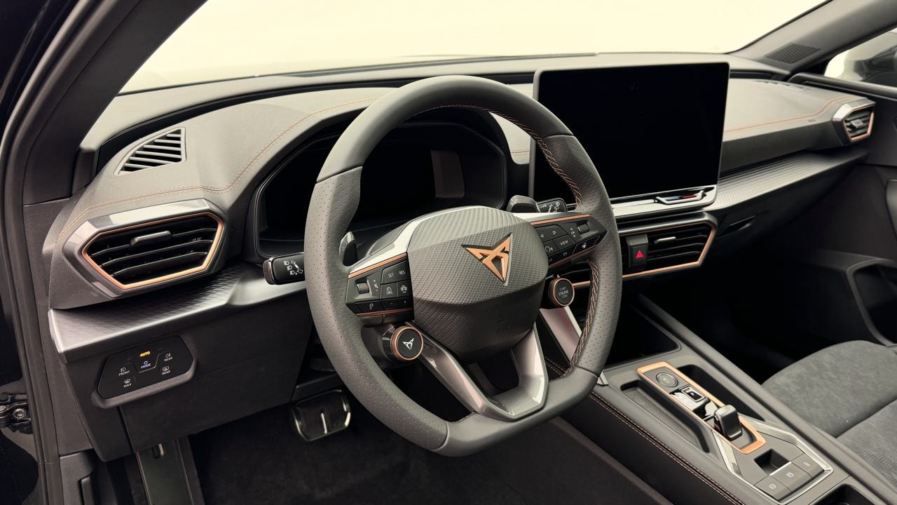 CUPRA LEON 2.0 TSI VZ DSG-image-6