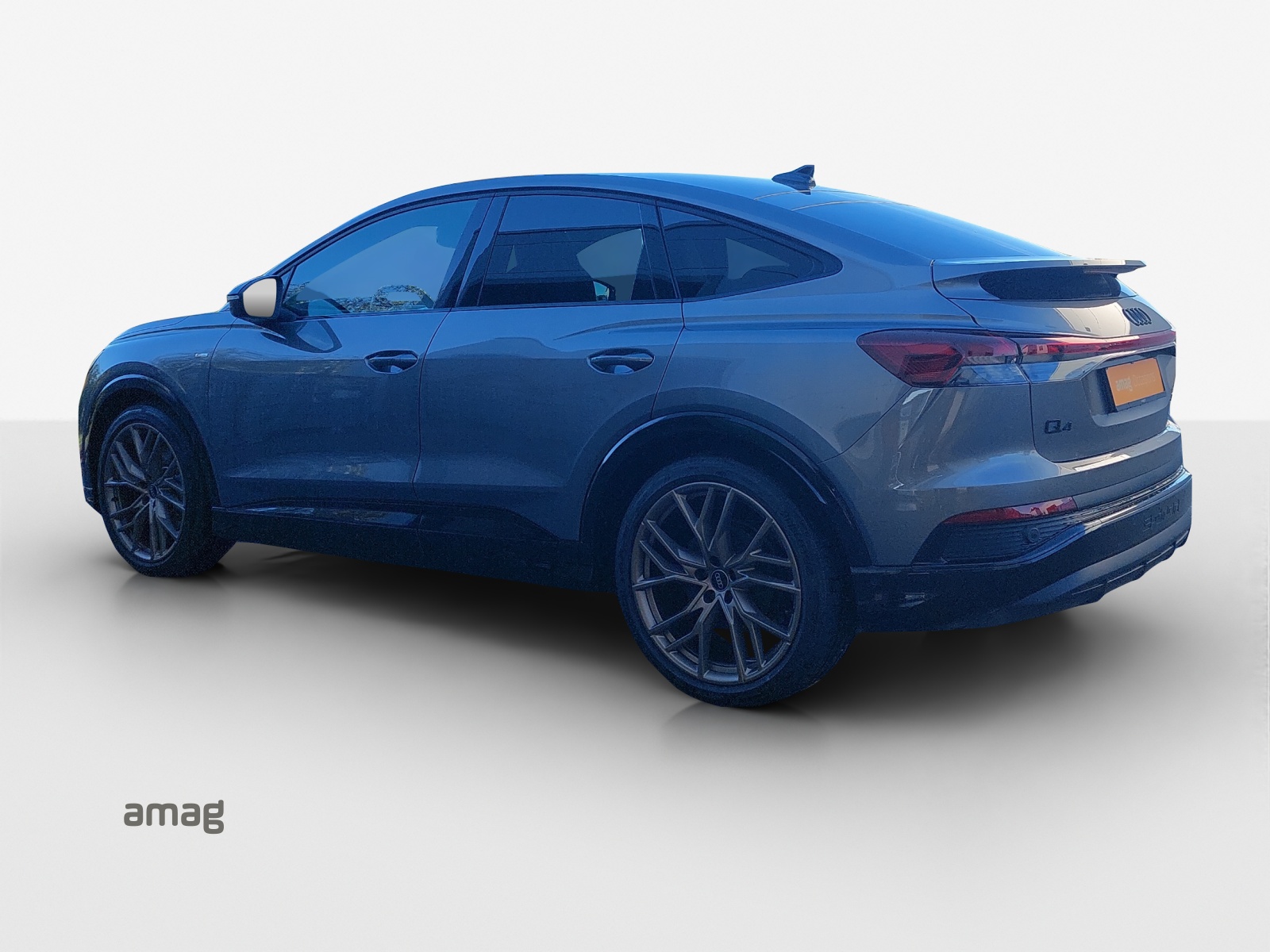 AUDI Q4 Sportback e-tron 50 quattro-showroom-element-2
