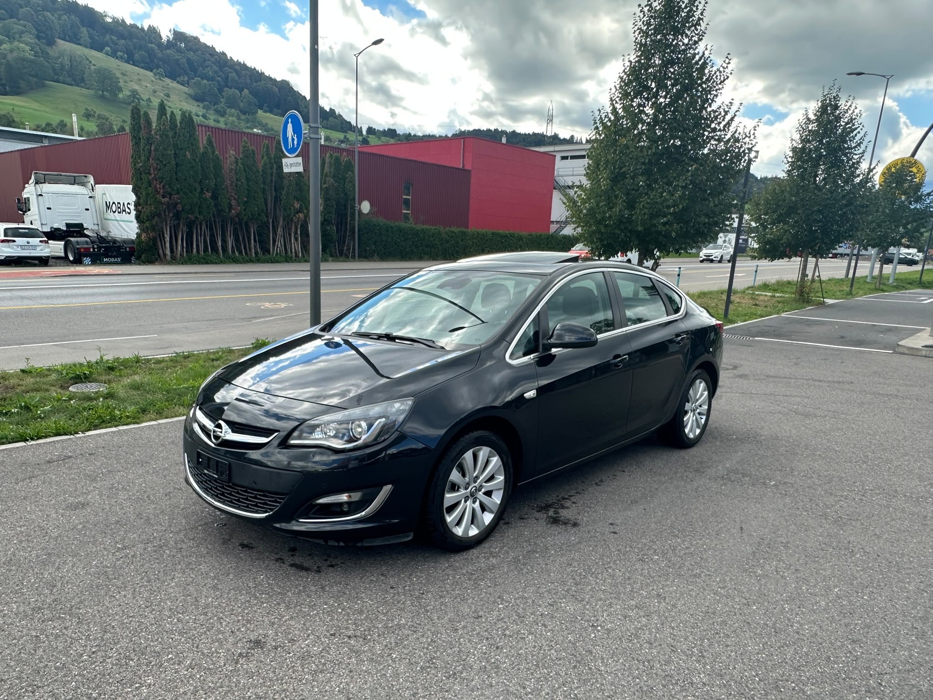 OPEL Astra 1.6i 16V Turbo Cosmo Automatic