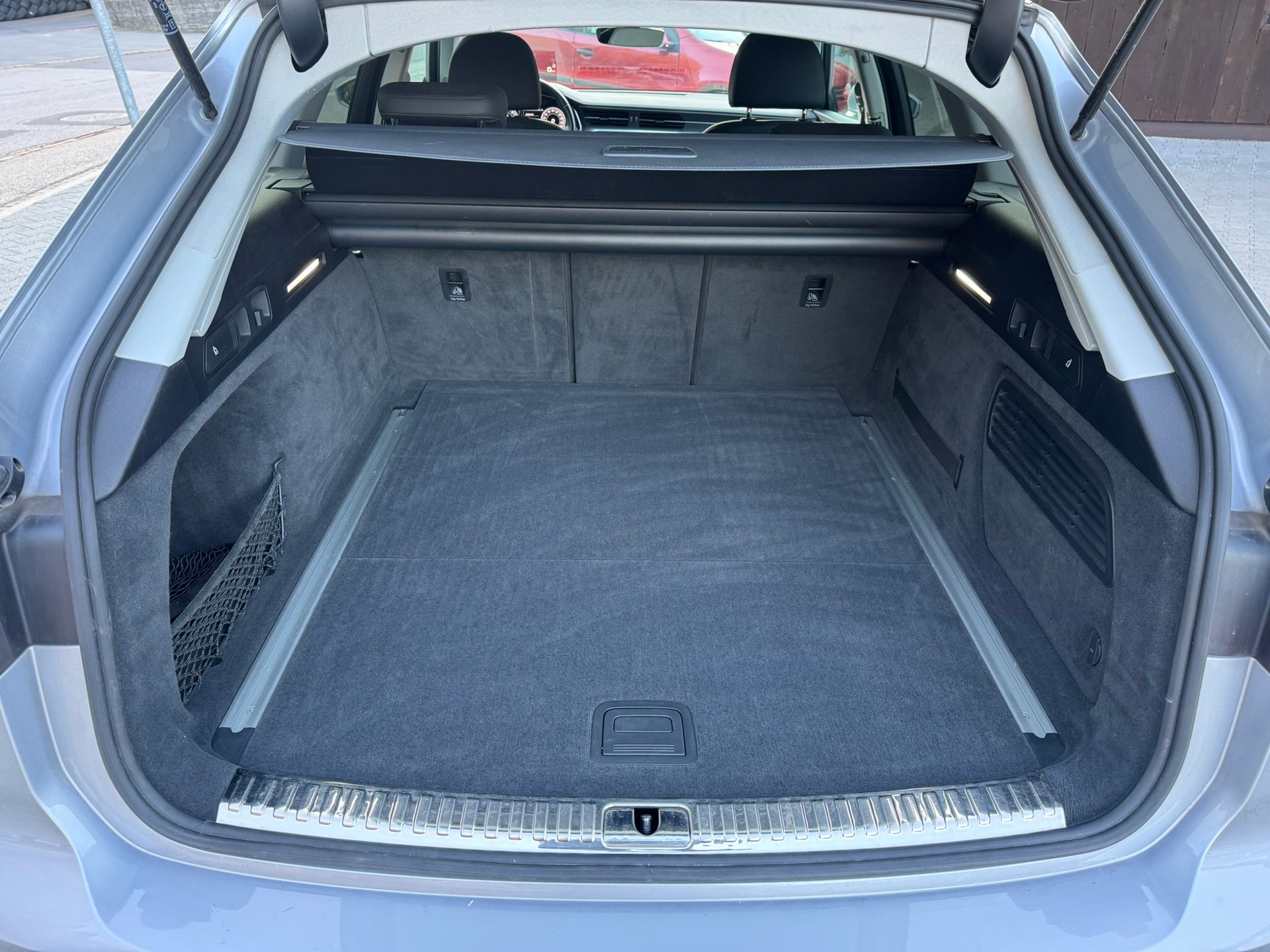 AUDI A6 Avant 40 TDI Sport Attraction quattro S-tronic-image-20