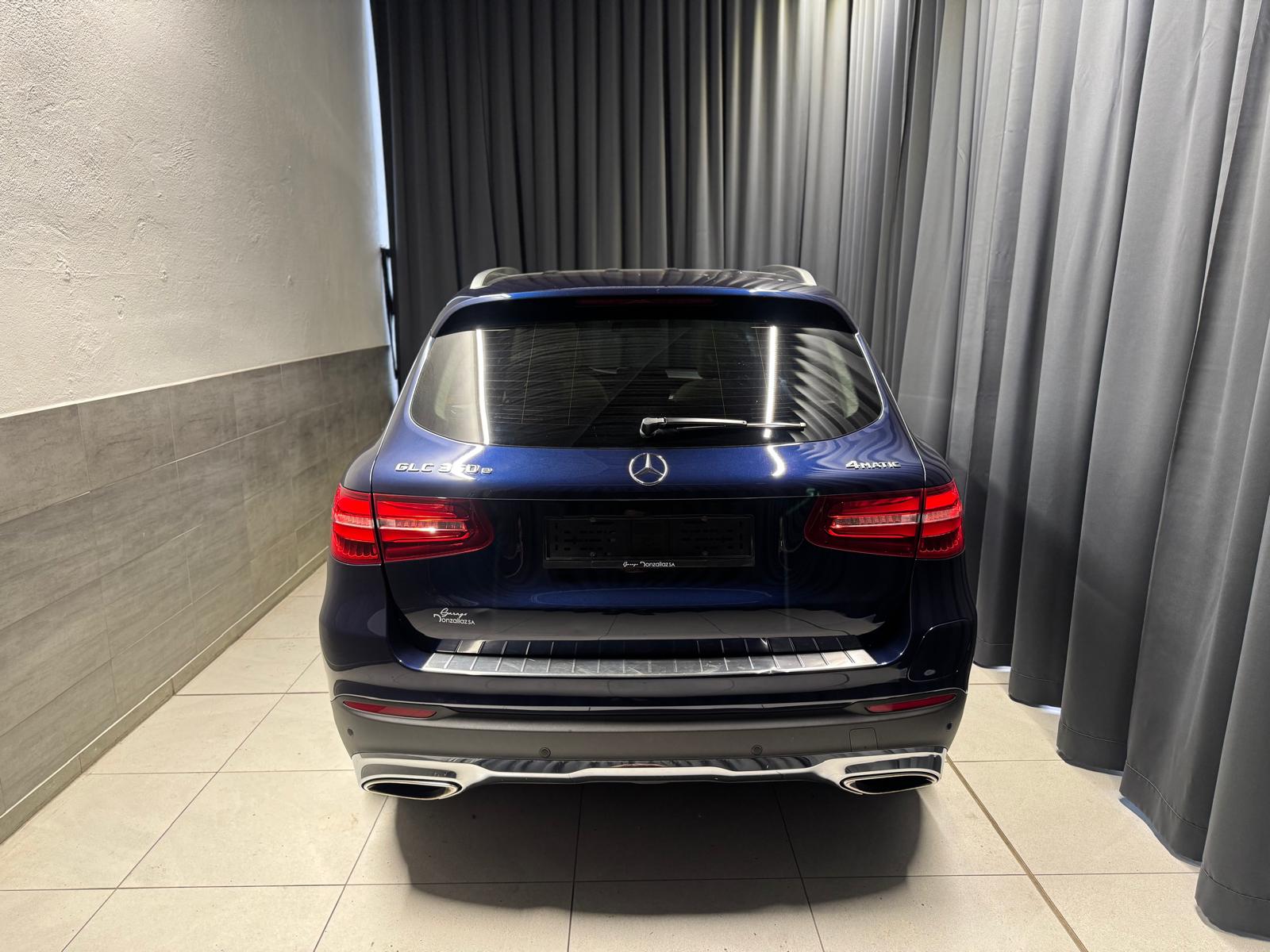 MERCEDES-BENZ GLC 350 e 4Matic * Crochet *-showroom-element-3