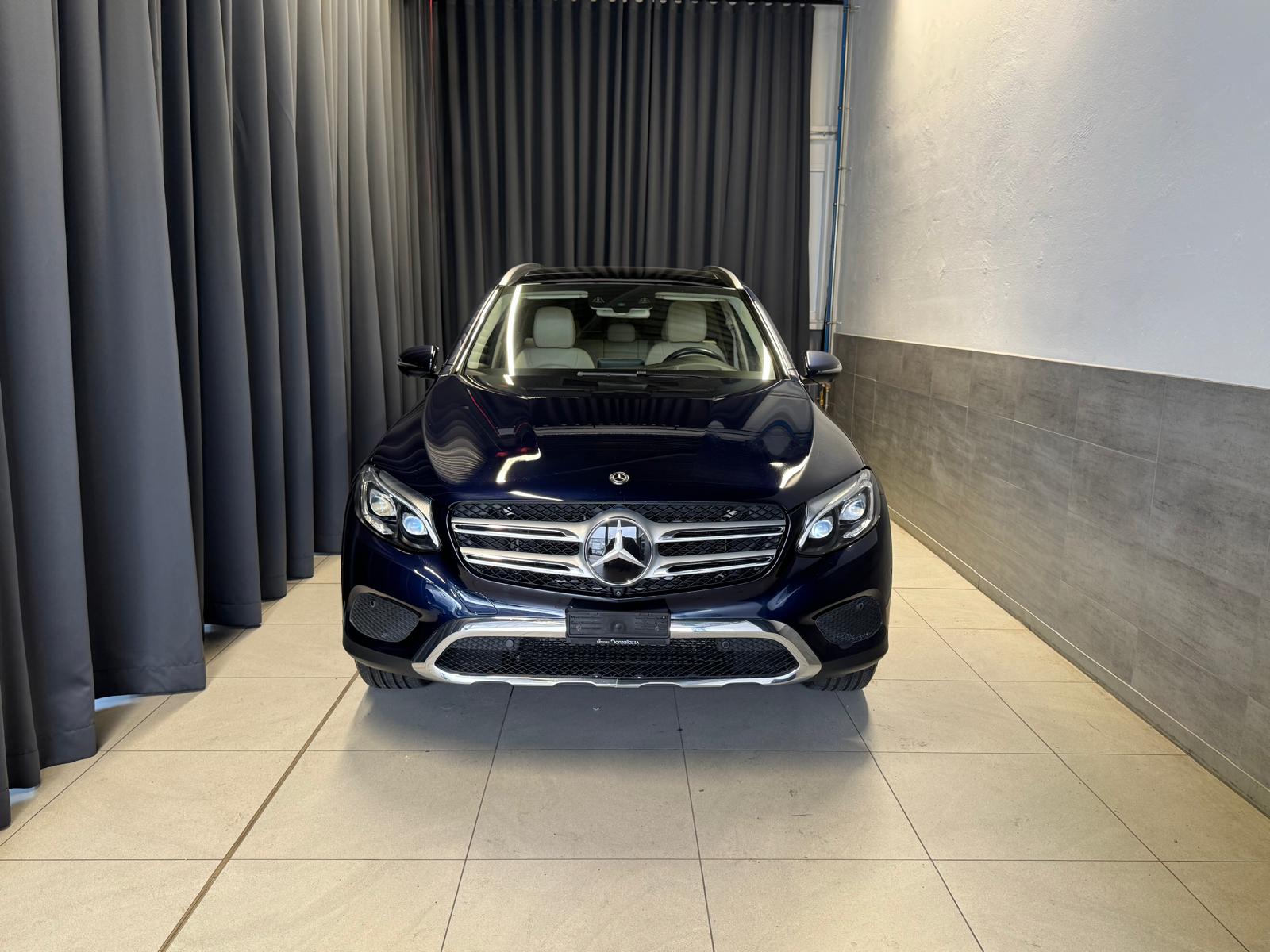 MERCEDES-BENZ GLC 350 e 4Matic * Crochet *-showroom-element-1