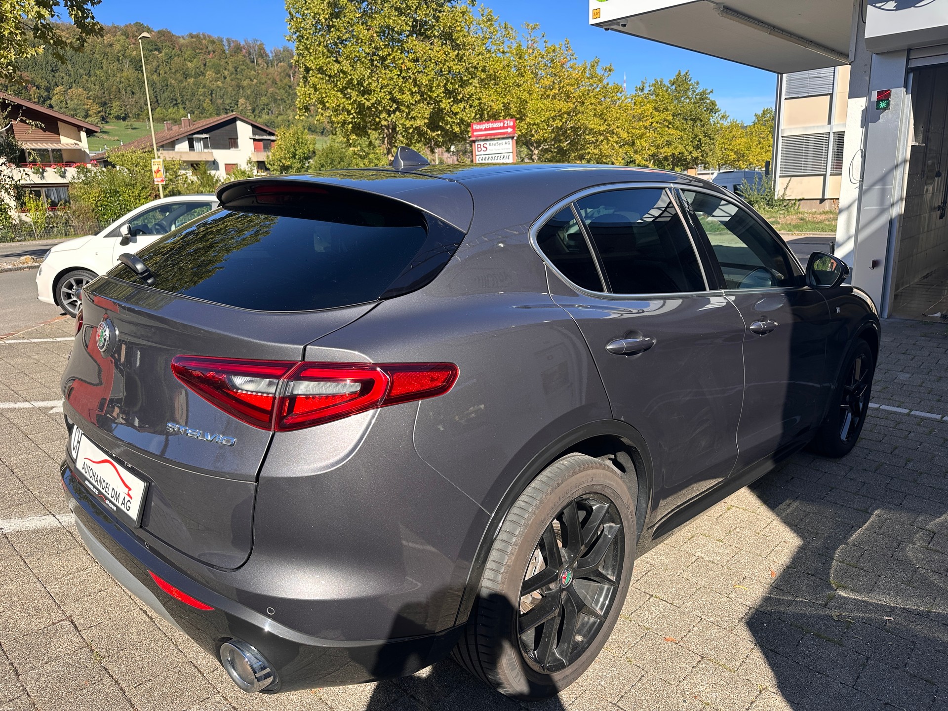 ALFA ROMEO Stelvio 2.2 JTDM TI 20 Zoll Q4-showroom-element-3
