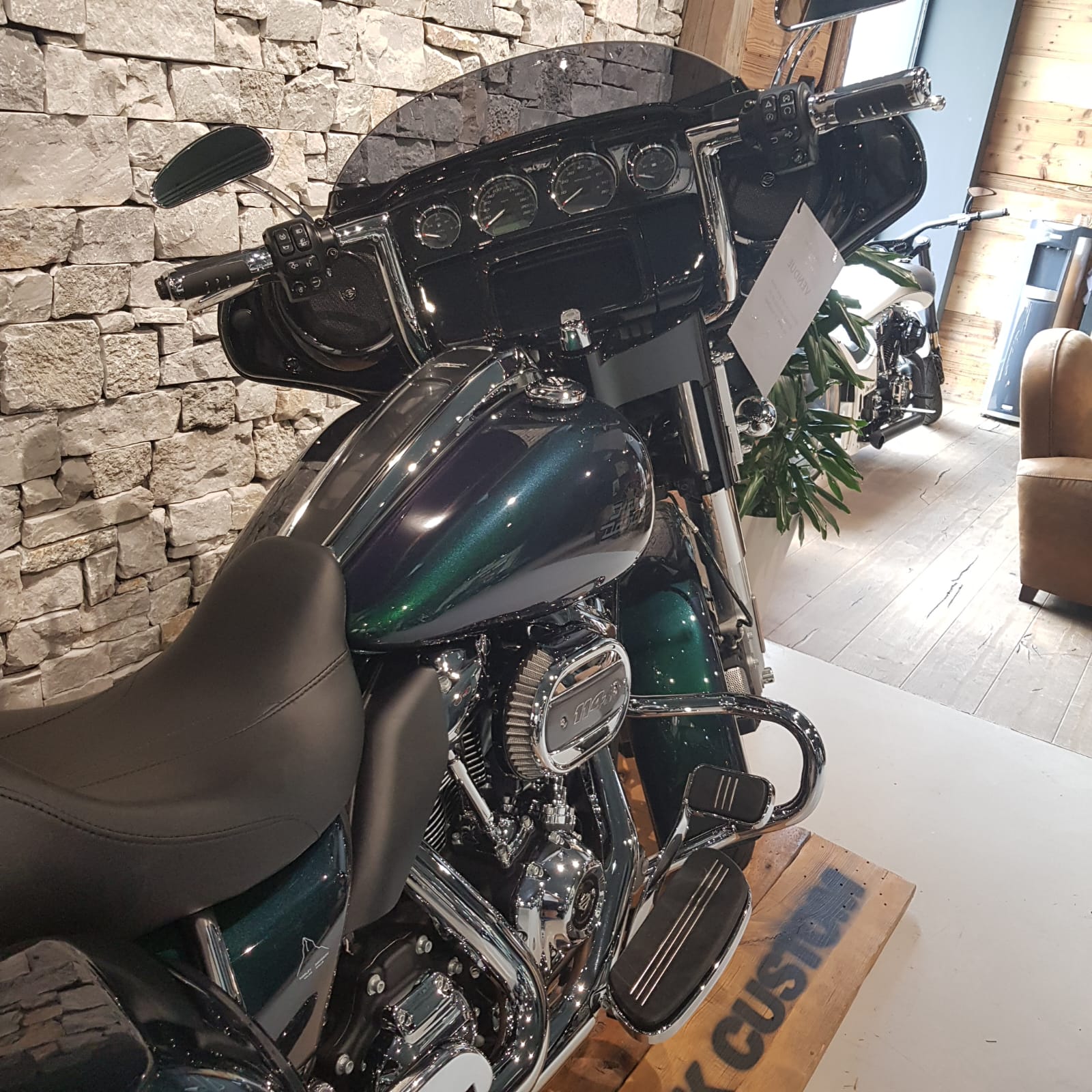 HARLEY-DAVIDSON FLHXS Street Glide Special 114-image-2