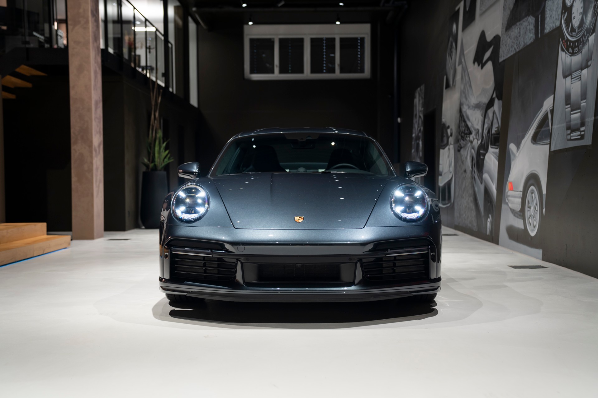 PORSCHE 911 Sport Classic PTS-showroom-element-1