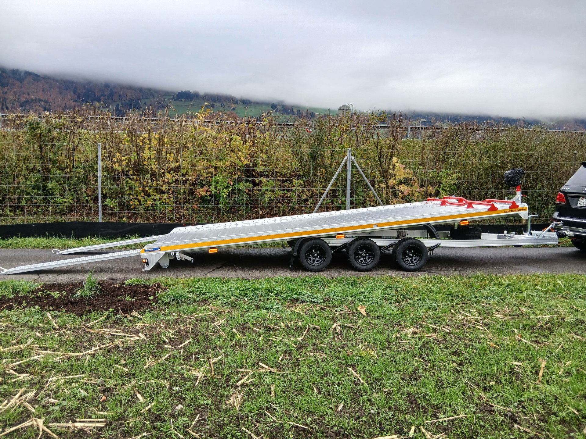 BESTTRAILERS SILVERSTONE 3'500kg Vollalu 5.2 Meter und 10 Zoll Räder-image-2