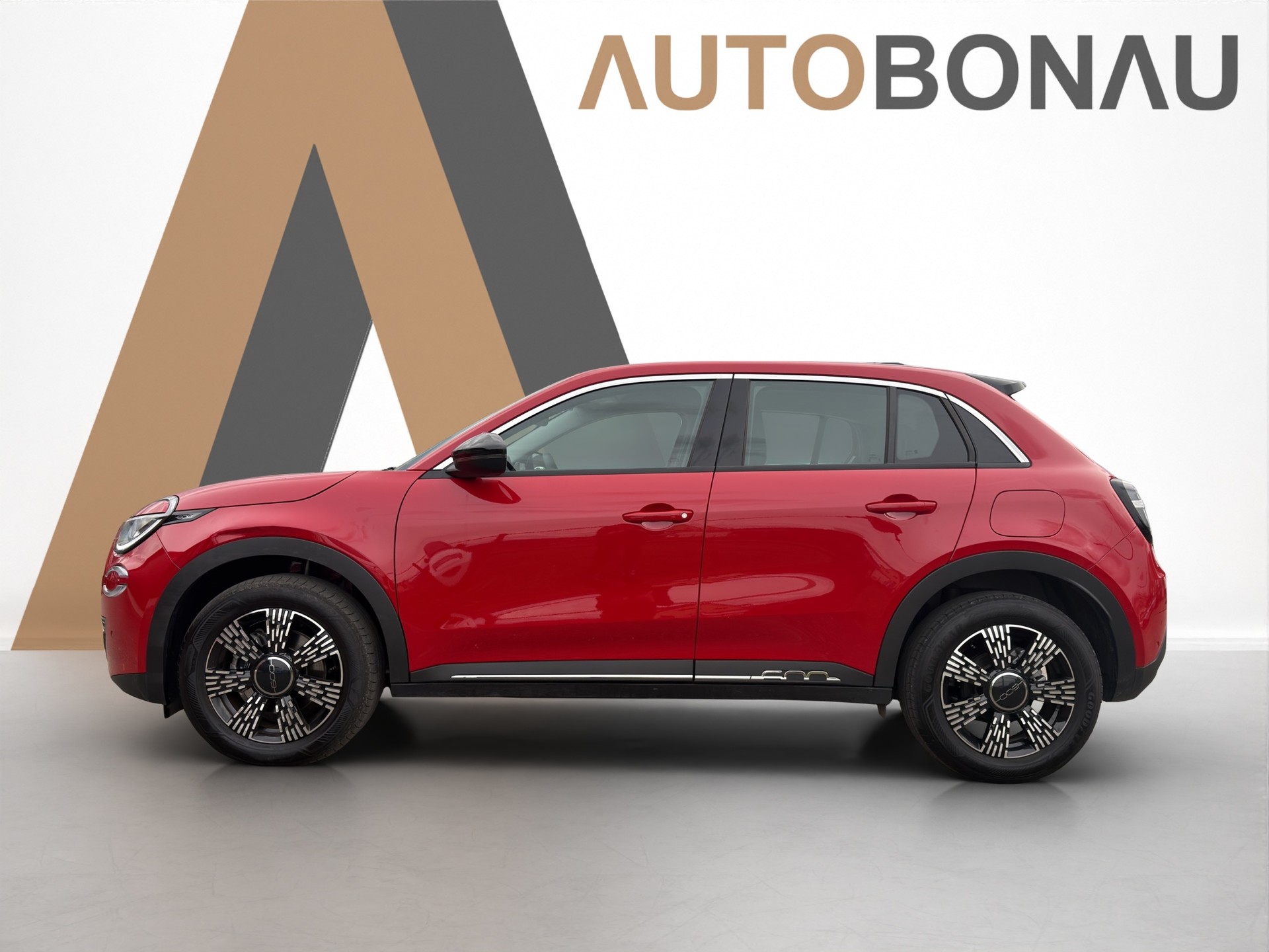 FIAT 600 1.2 Hybrid 145 Cult-showroom-element-1
