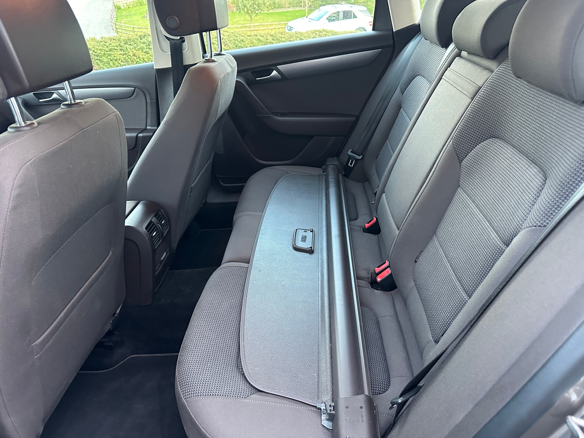 VW Passat Variant 1.8 TSI Highline-image-6