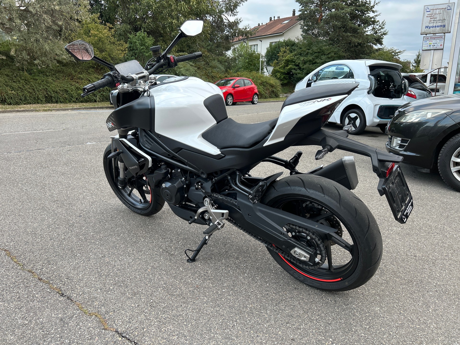 CF MOTO 450NK-image-2