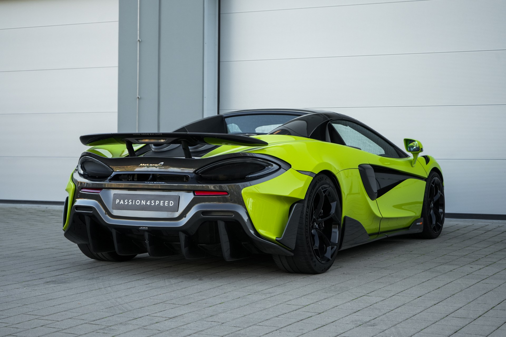 McLAREN 600LT Spider 3.8 V8 SSG-image-11