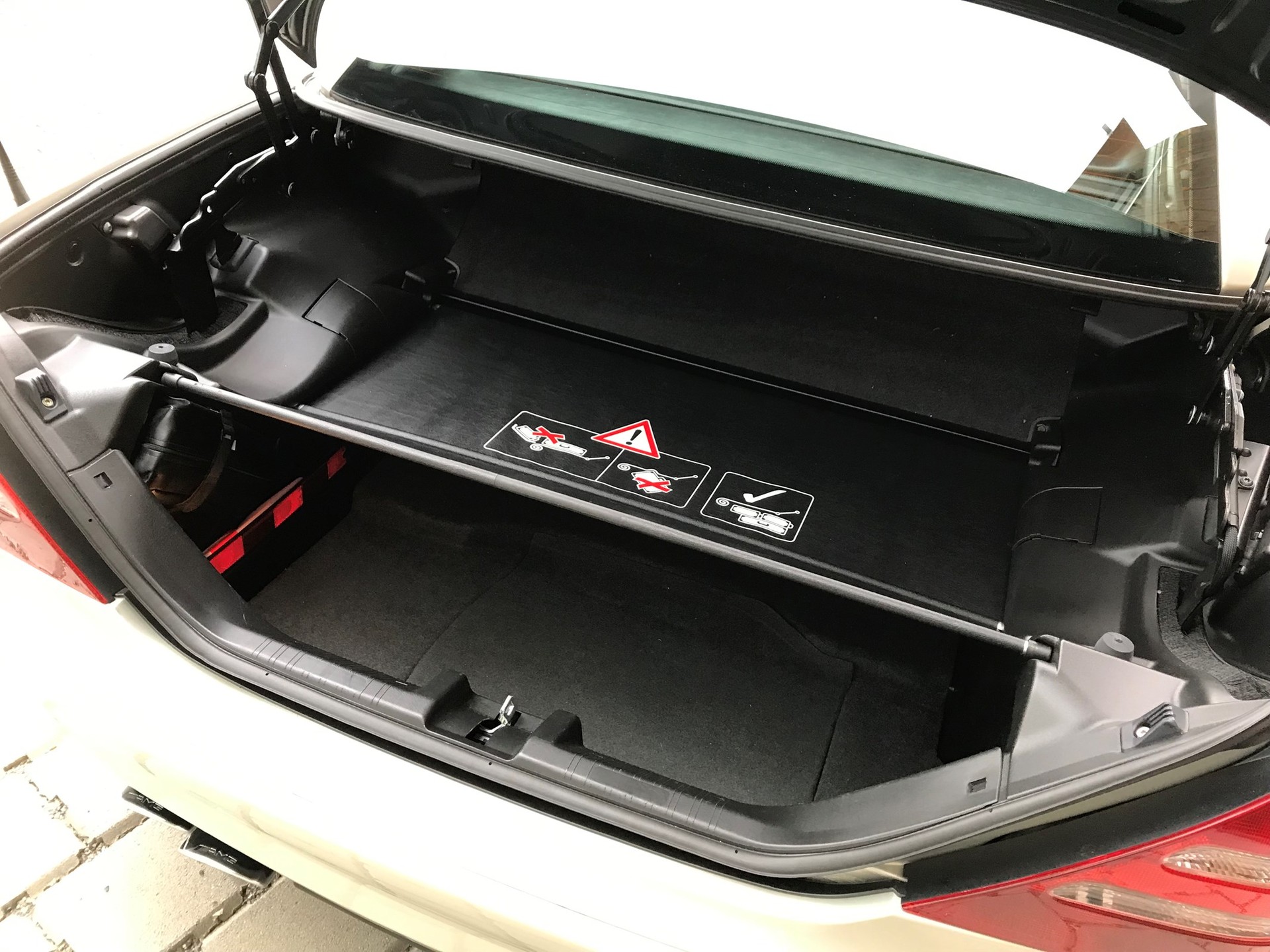 MERCEDES-BENZ SLK 32 AMG Automatic-image-12