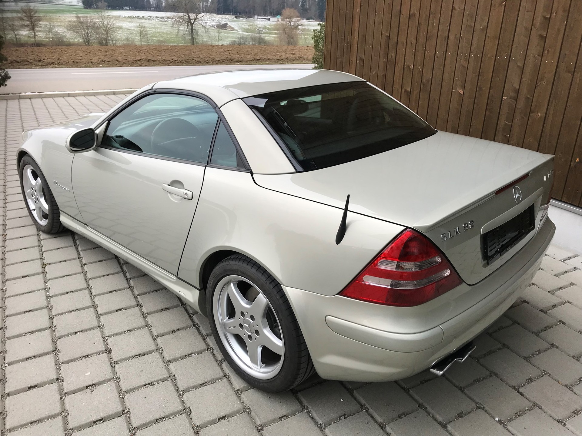 MERCEDES-BENZ SLK 32 AMG Automatic-image-18