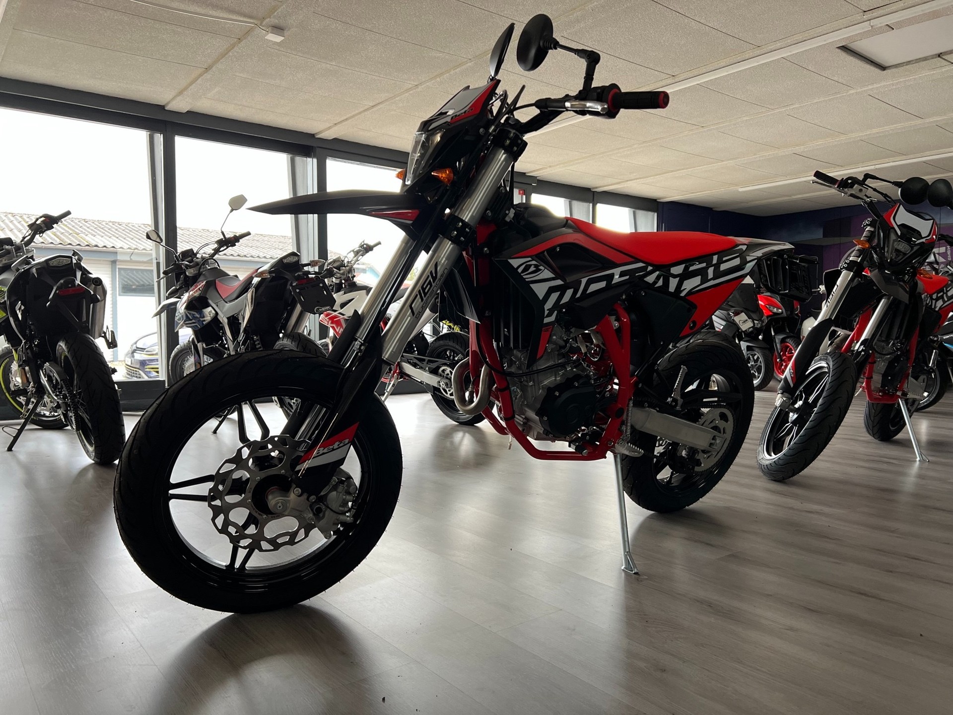 BETA RR 125-4T LC Motard-image-2