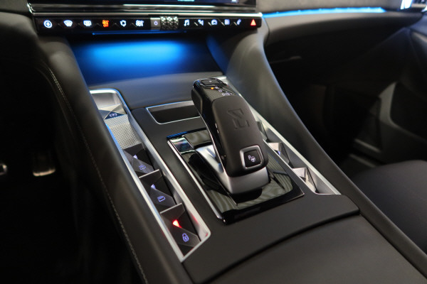 DS AUTOMOBILES DS 9 360 E-TEN Riv+ A/T-image-13