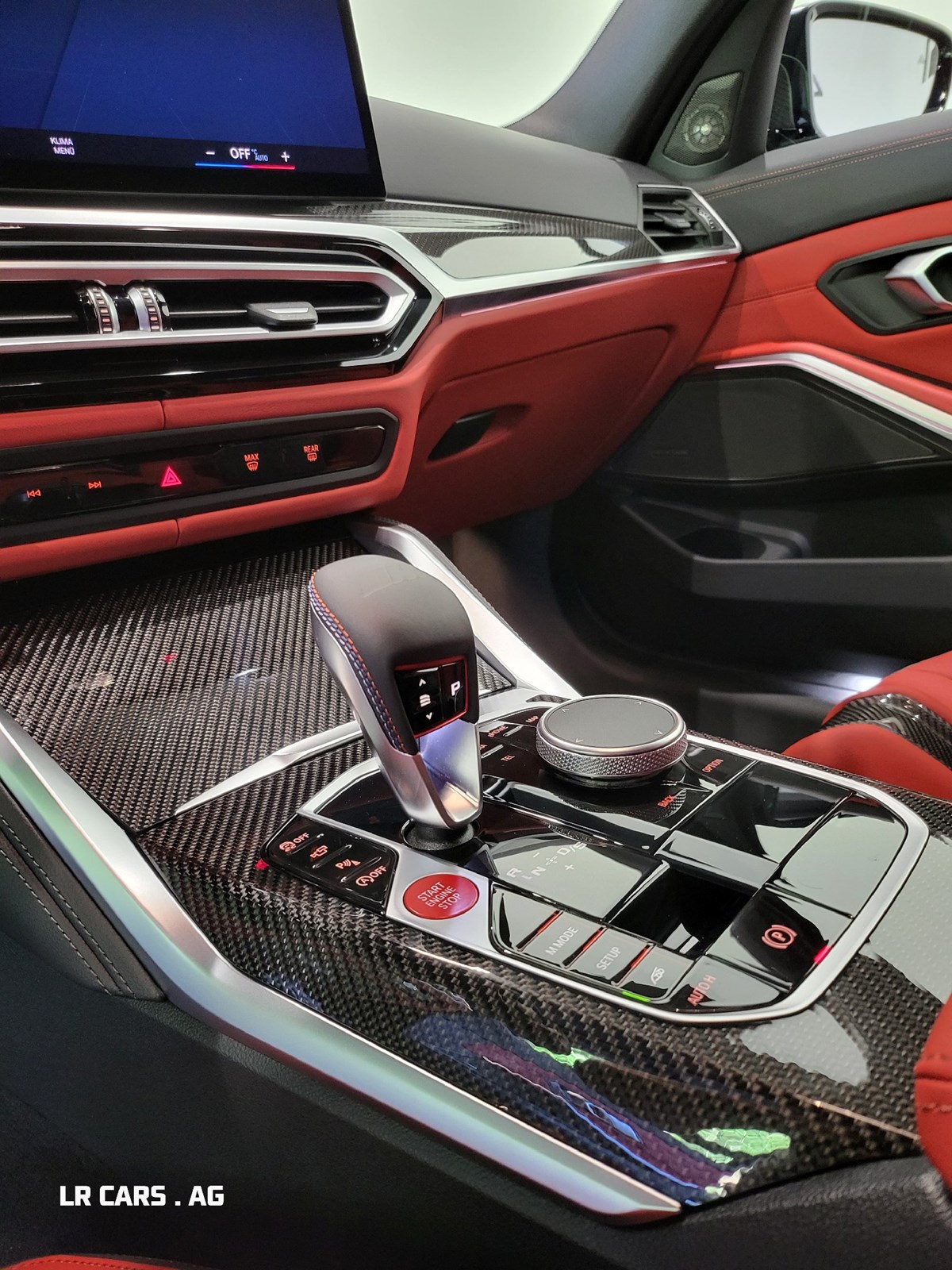 BMW M3 Touring xDrive Competition M-image-12