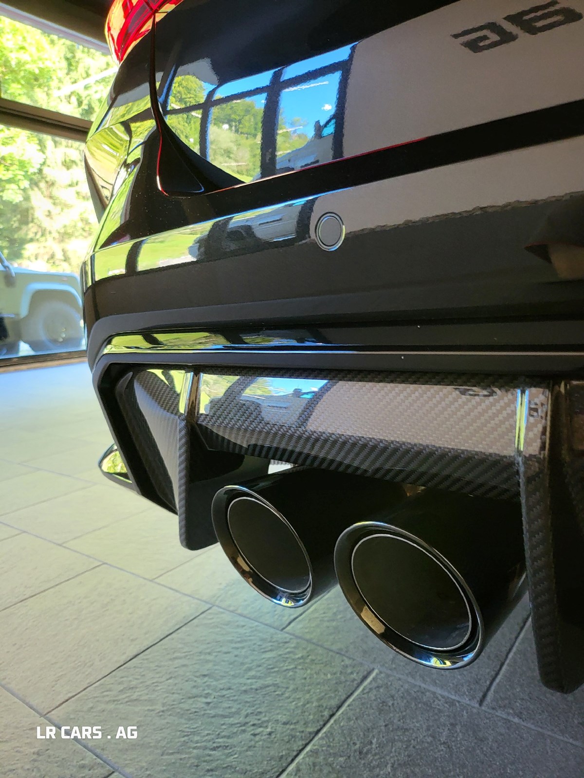 BMW M3 Touring xDrive Competition M-image-8