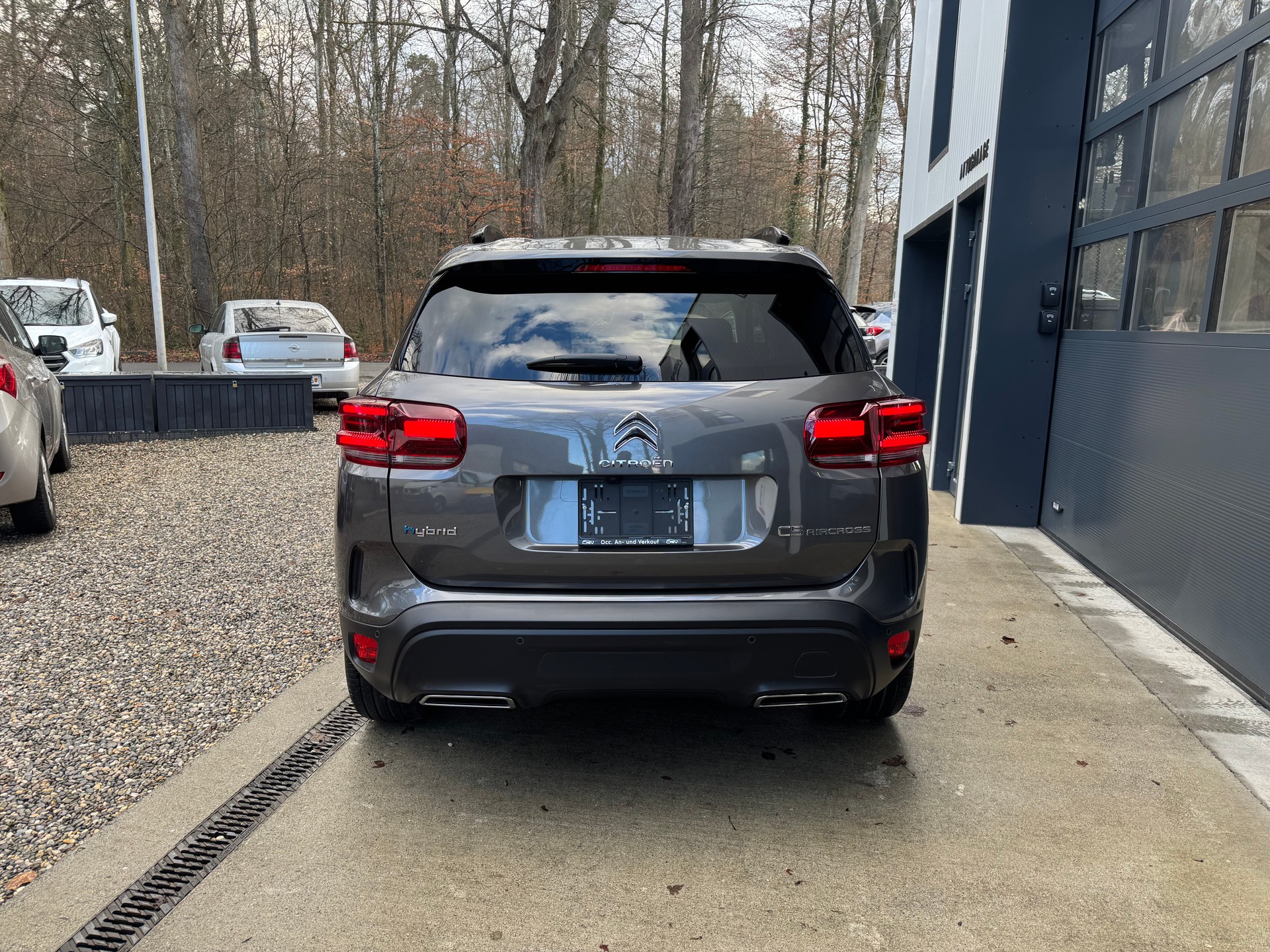 CITROEN C5 Aircross 1.6 PHEV Shine-image-5