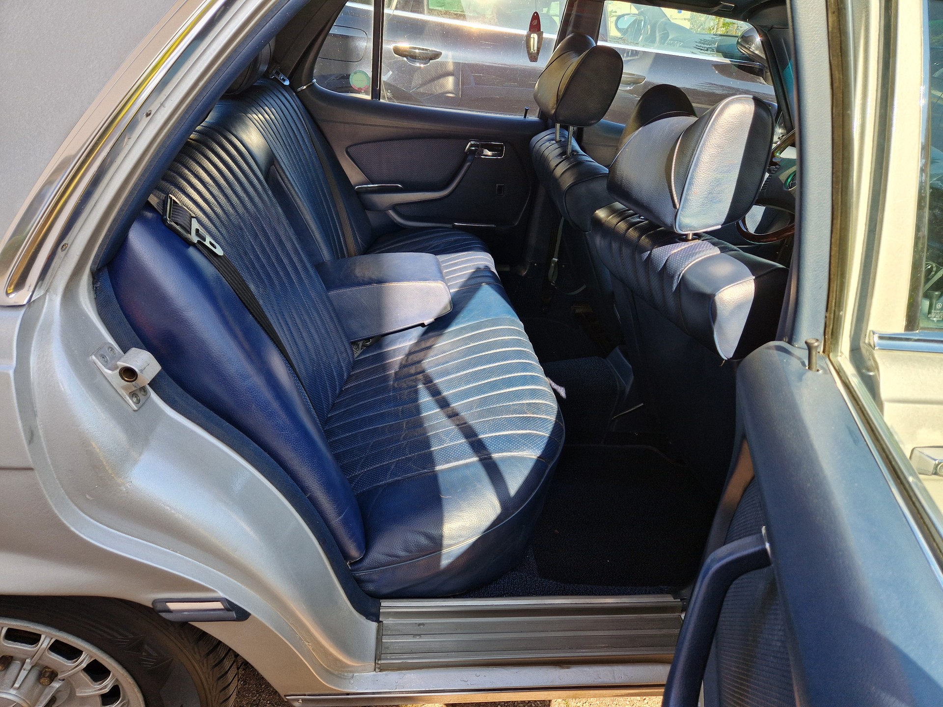 MERCEDES-BENZ 450SE-image-4