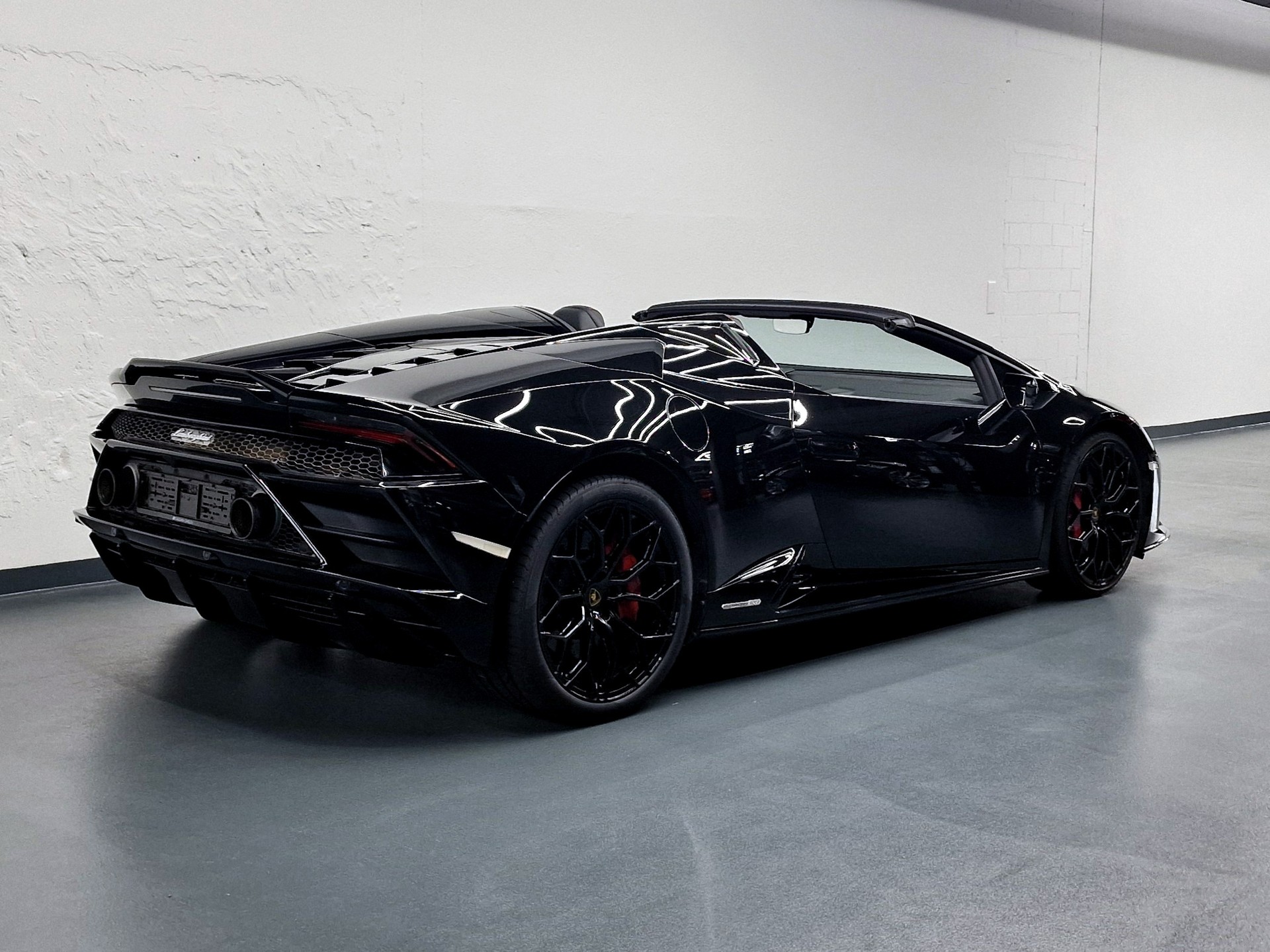 LAMBORGHINI Huracan Spyder 5.2 EVO-showroom-element-2