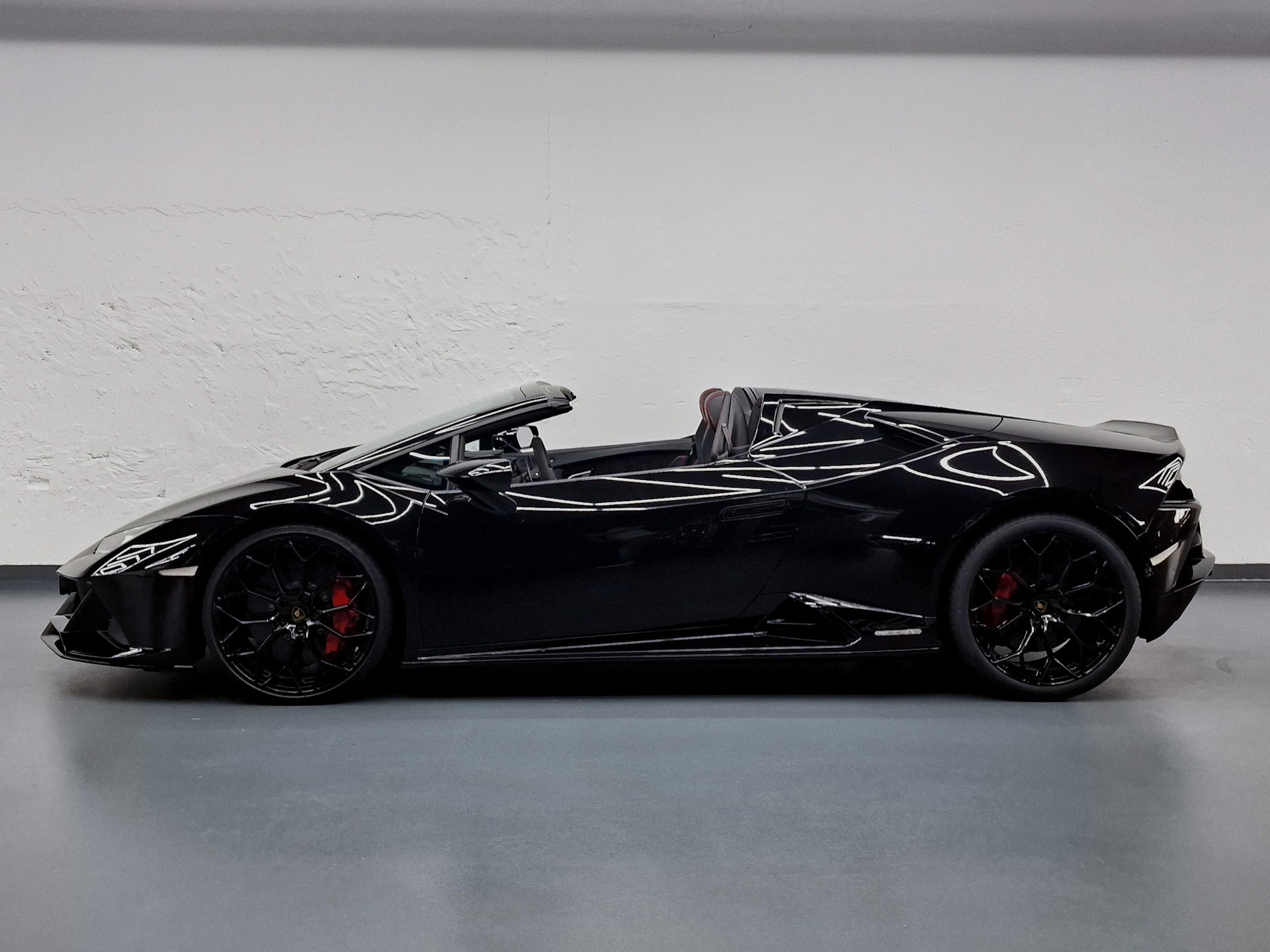 LAMBORGHINI Huracan Spyder 5.2 EVO-image-7