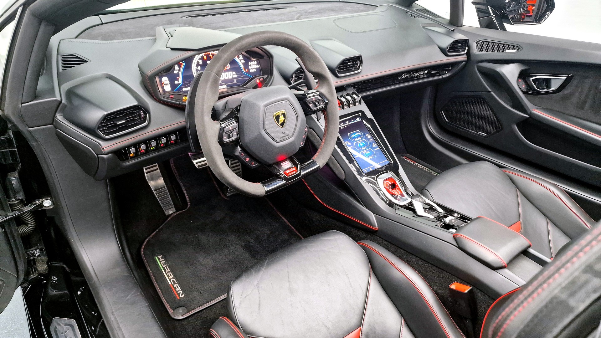 LAMBORGHINI Huracan Spyder 5.2 EVO-image-13