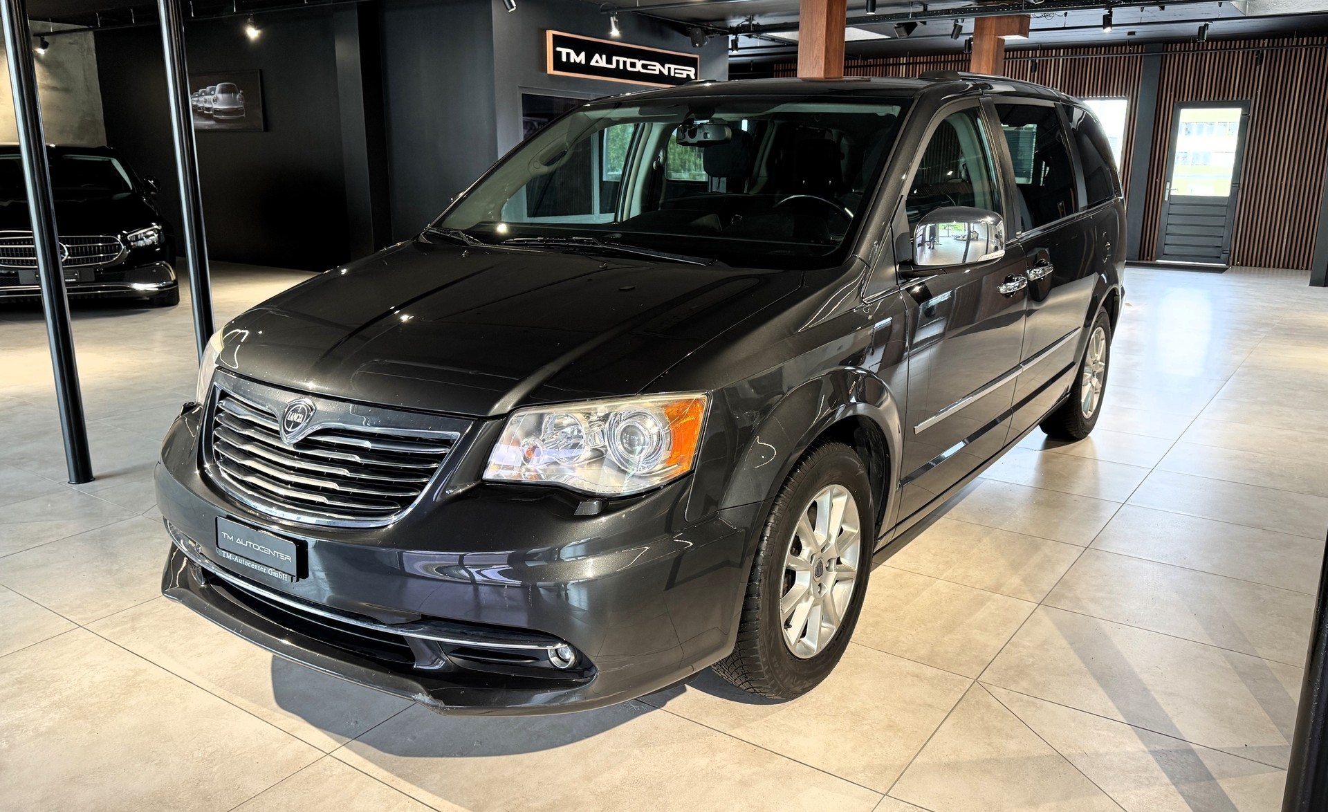 LANCIA Voyager 2.8D Gold Automatic