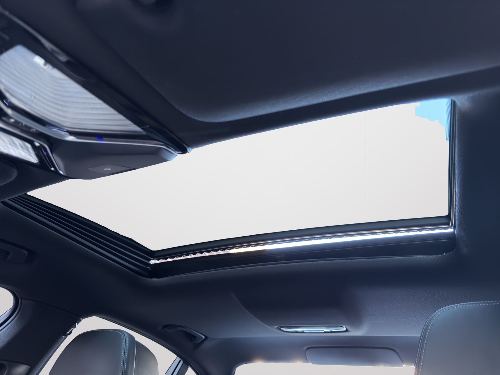 BMW 750d xDrive Steptronic//M-Sport-image-20