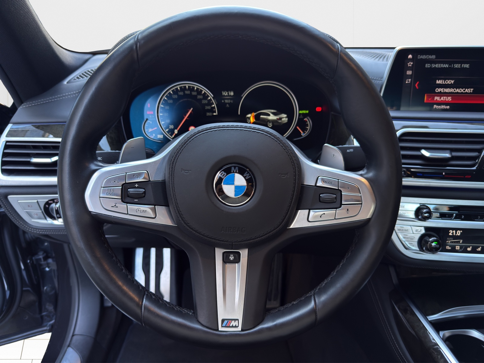 BMW 750d xDrive Steptronic//M-Sport-image-16