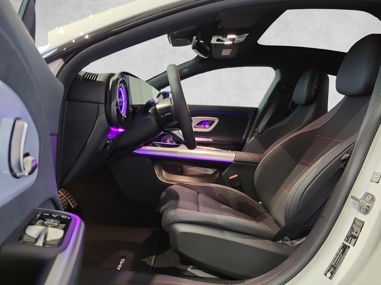 MERCEDES-BENZ CLA 350 4 Matic 85 kWh EQ-image-7
