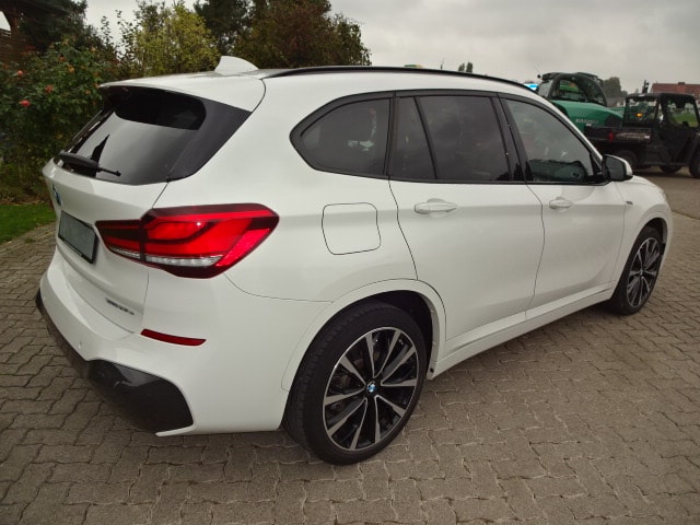 BMW X1 xDrive 25e M Sport Steptronic-image-4