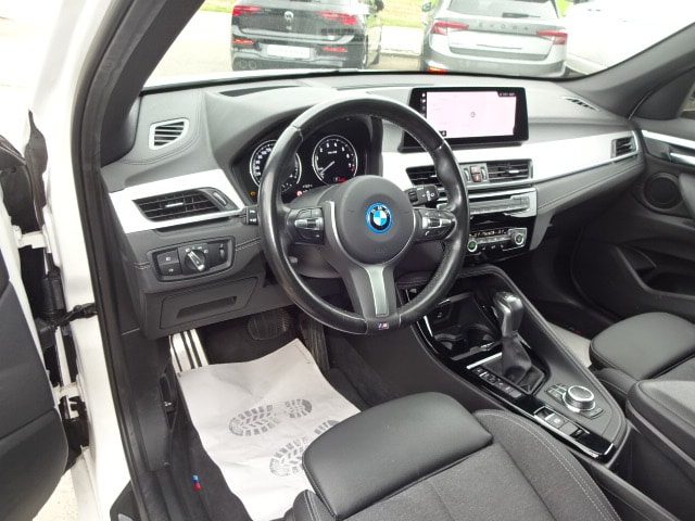 BMW X1 xDrive 25e M Sport Steptronic-image-9