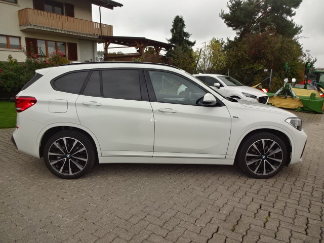 BMW X1 xDrive 25e M Sport Steptronic-image-5