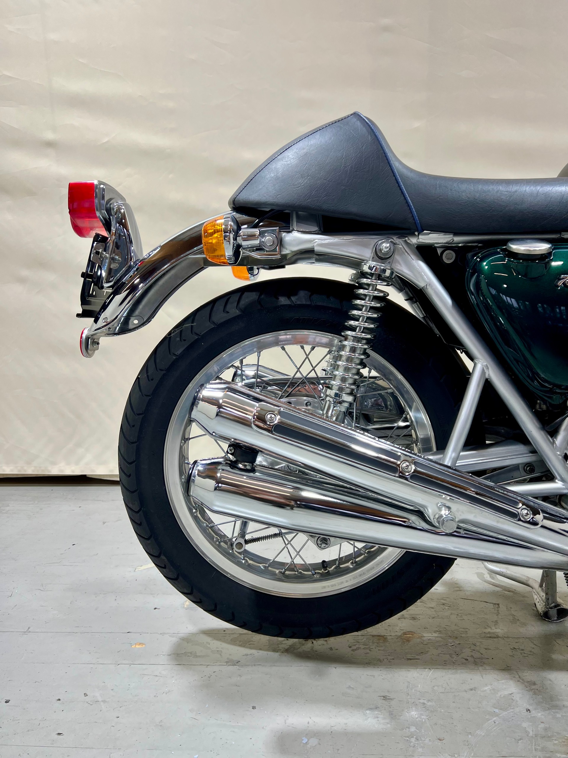 HONDA CB 750 Four K2-image-3