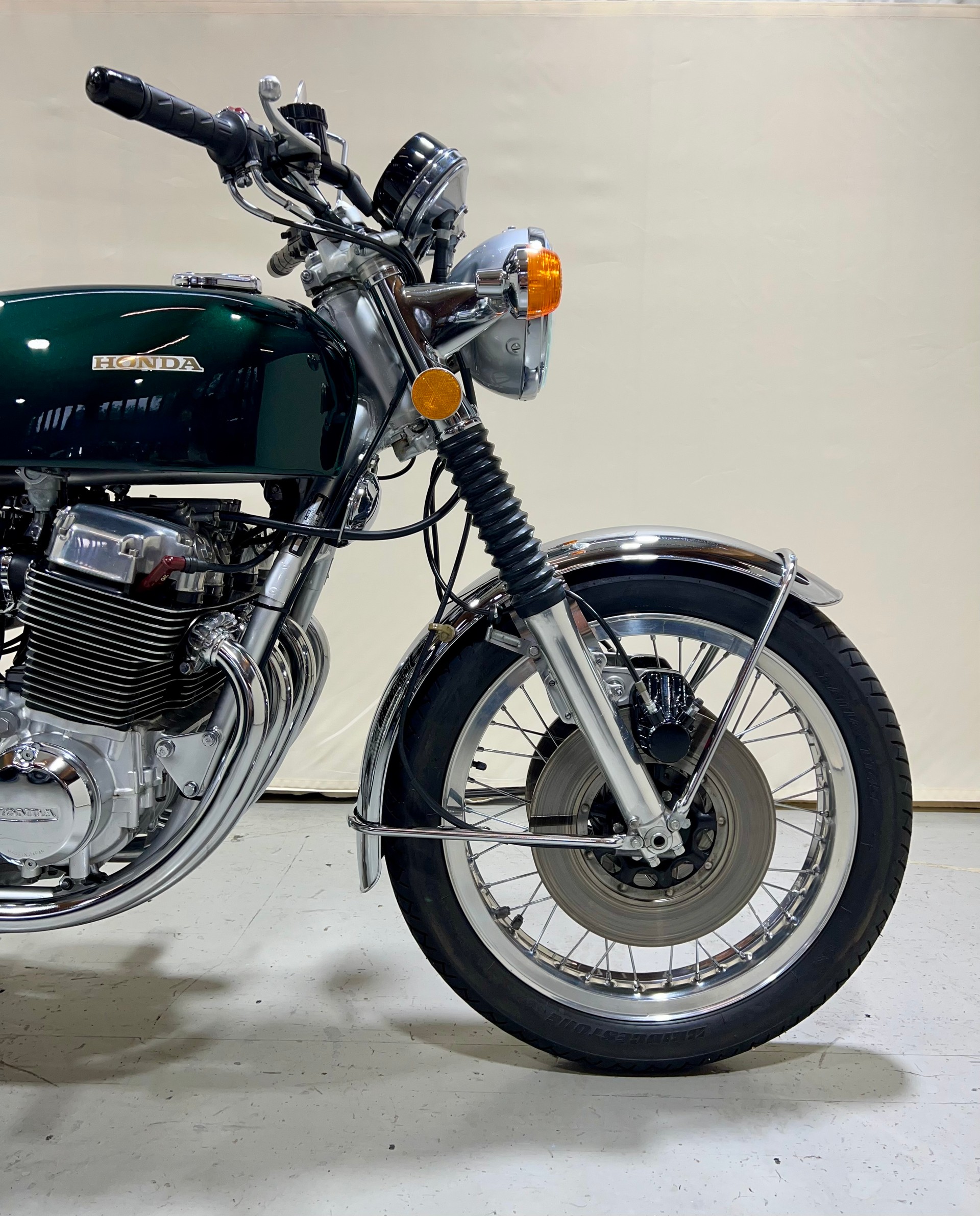 HONDA CB 750 Four K2-image-1