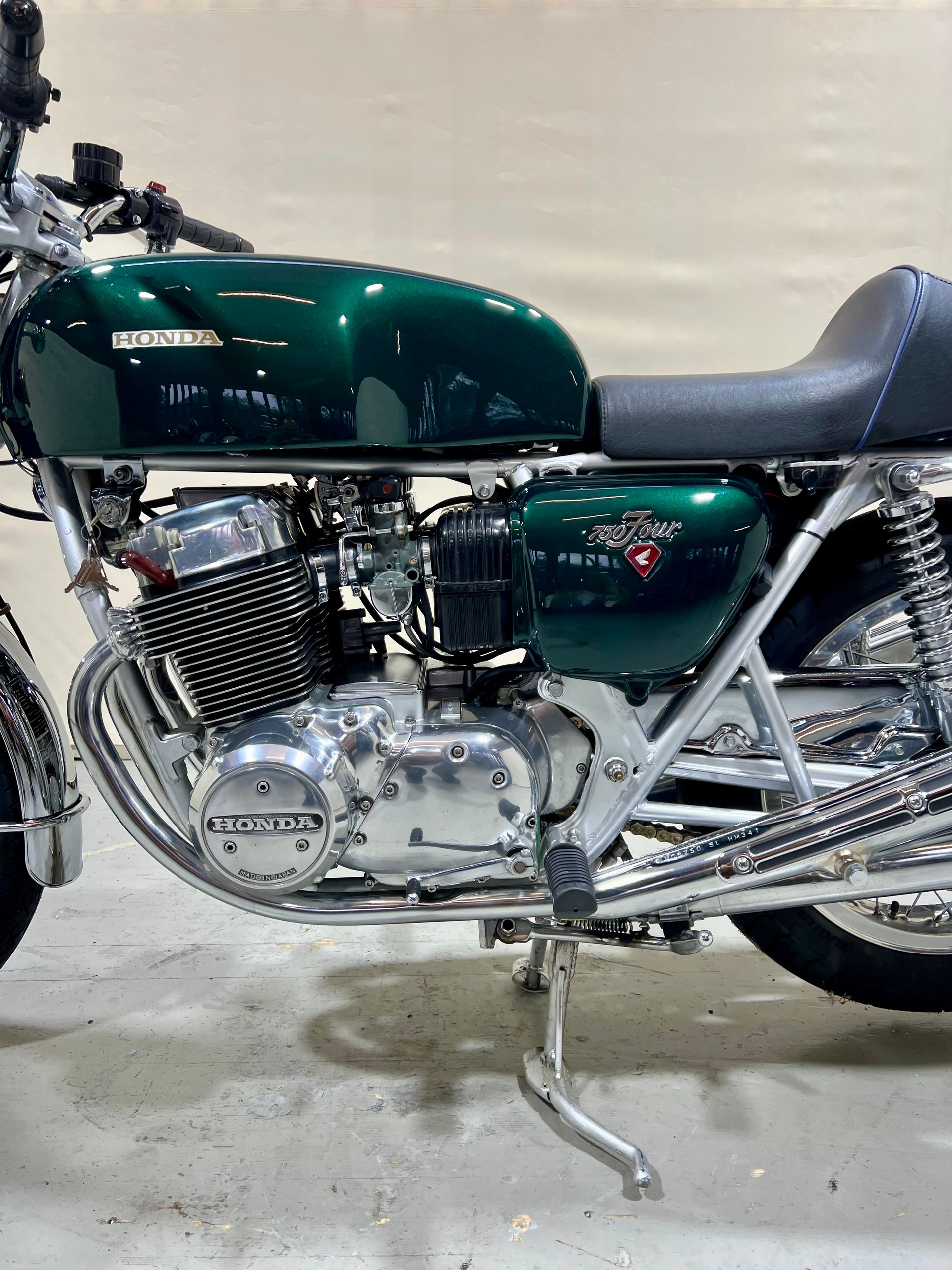 HONDA CB 750 Four K2-image-6