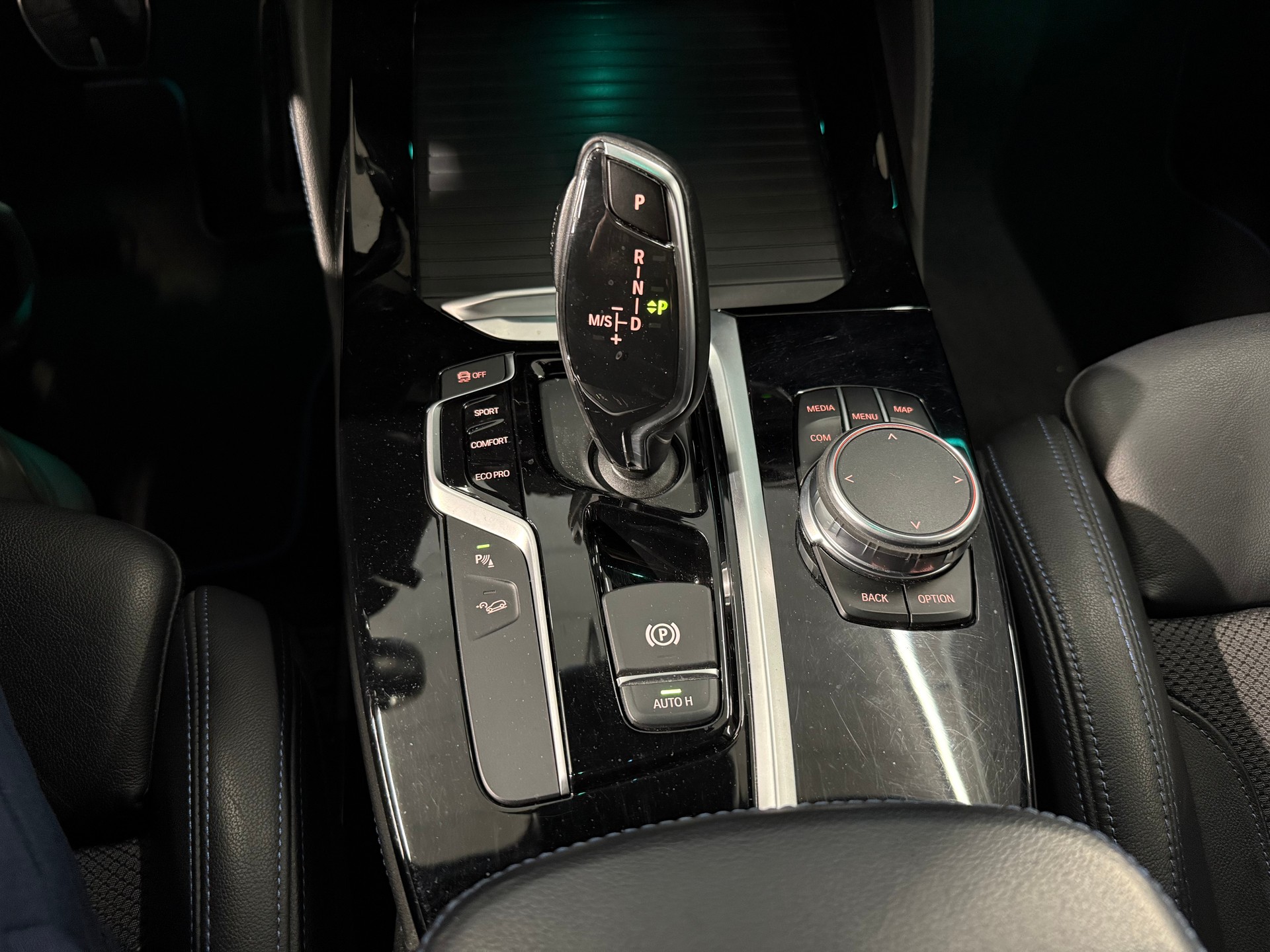 BMW X4 xDrive 20d M Sport Steptronic-image-16