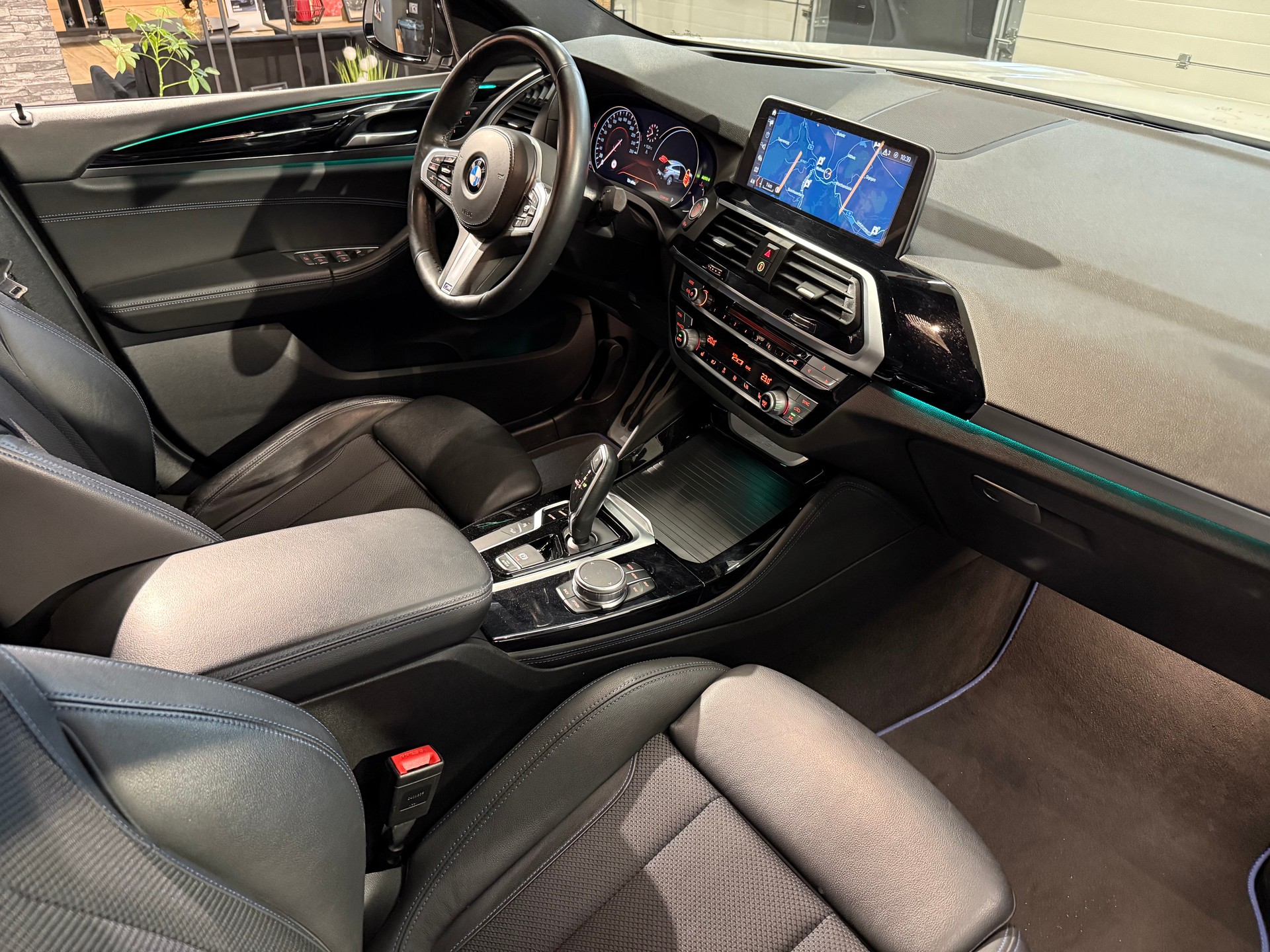 BMW X4 xDrive 20d M Sport Steptronic-image-12