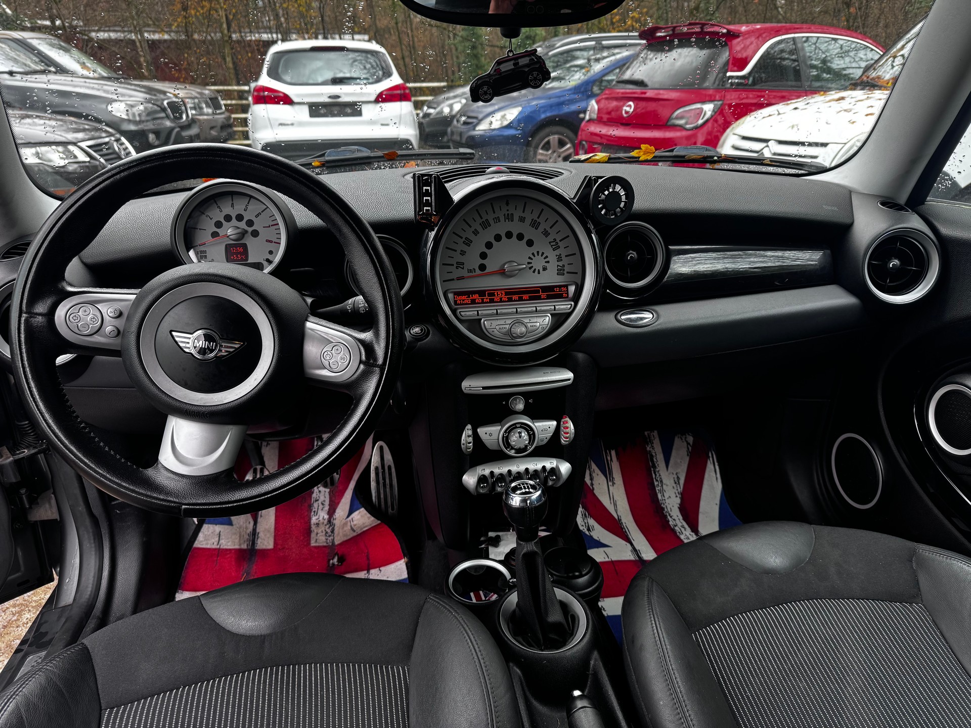 MINI Cooper S-image-5