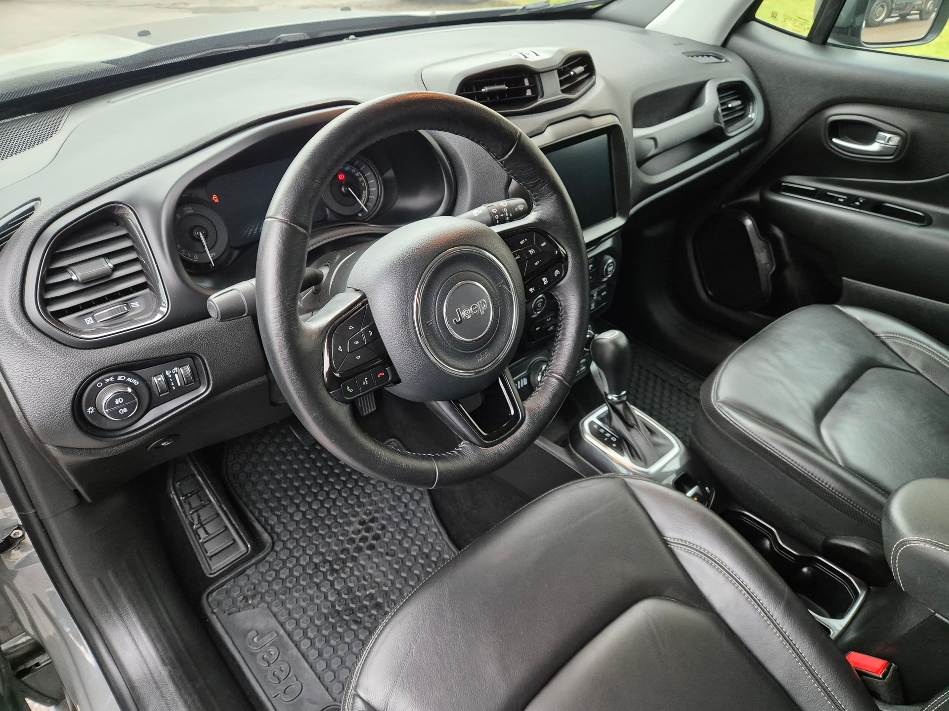 JEEP Renegade 1.3 T PHEV S Plus AWD-image-11