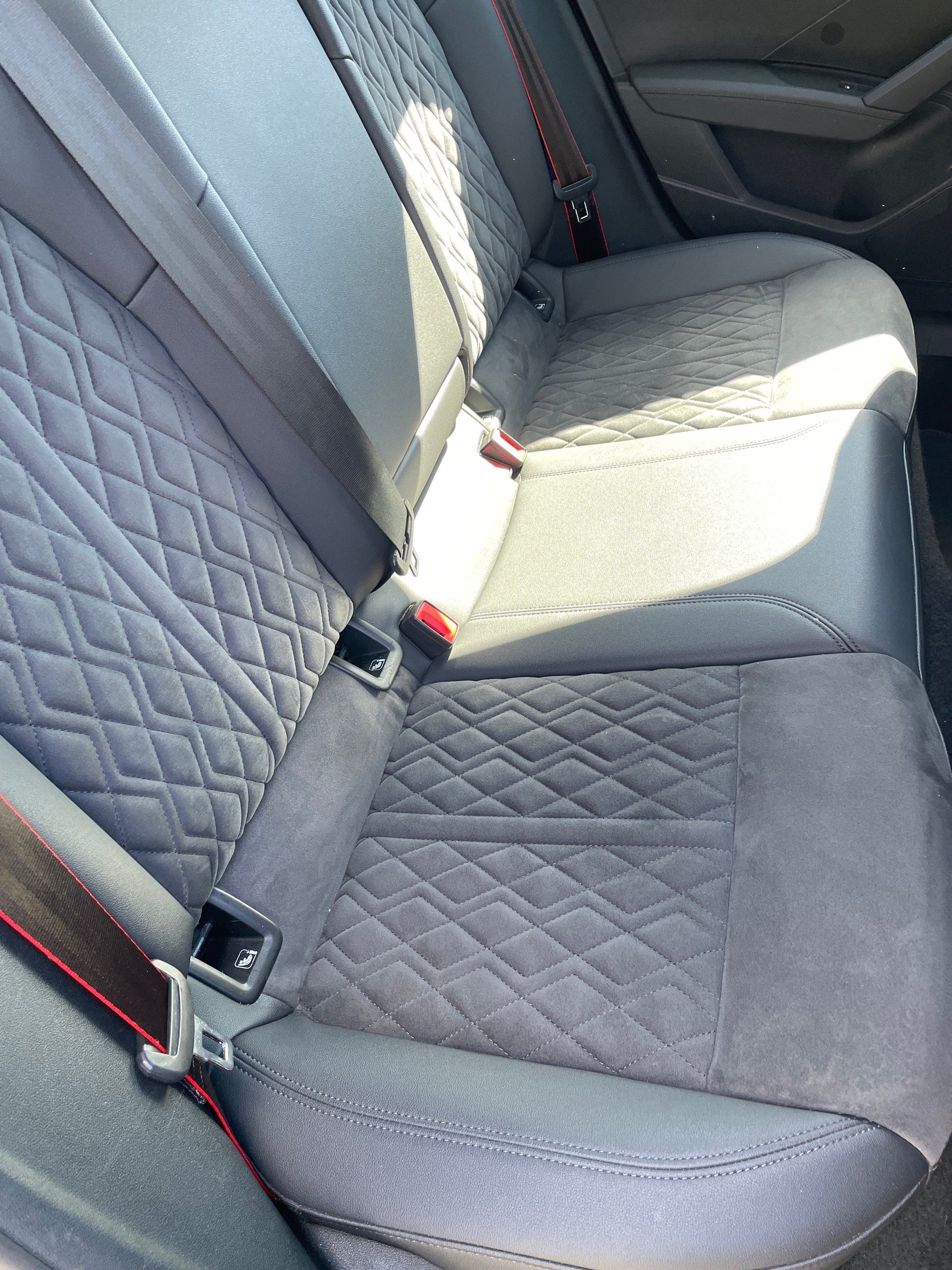 AUDI RS3 SB 2.5 TSI quattro-image-14