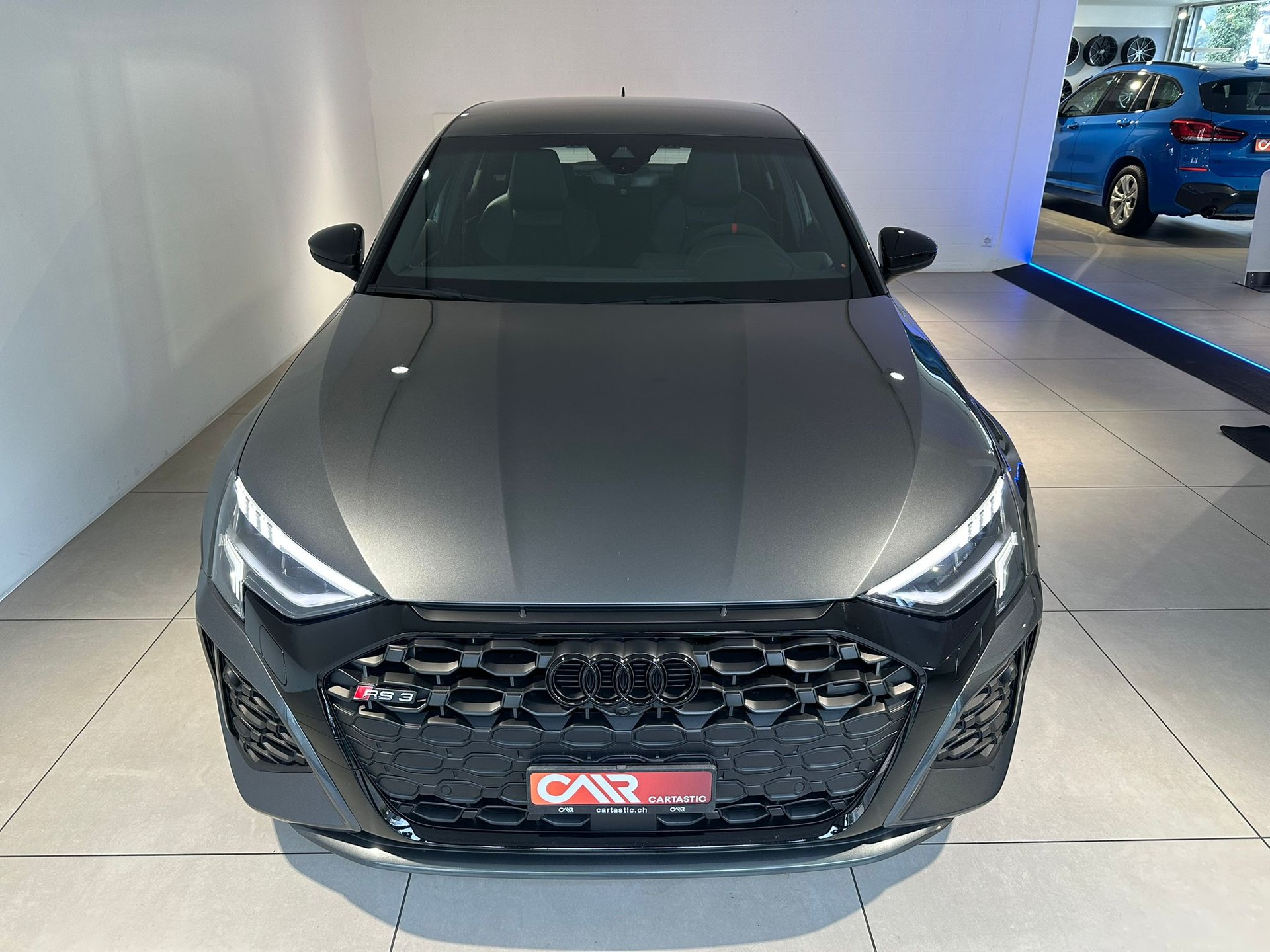 AUDI RS3 SB 2.5 TSI quattro-showroom-element-1