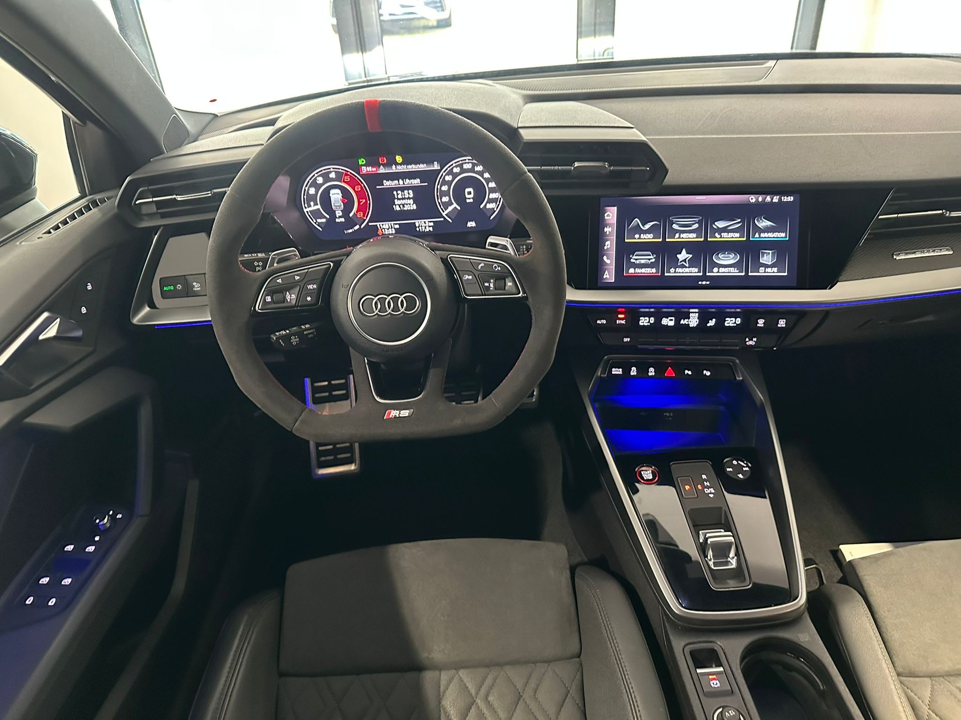 AUDI RS3 SB 2.5 TSI quattro-image-8