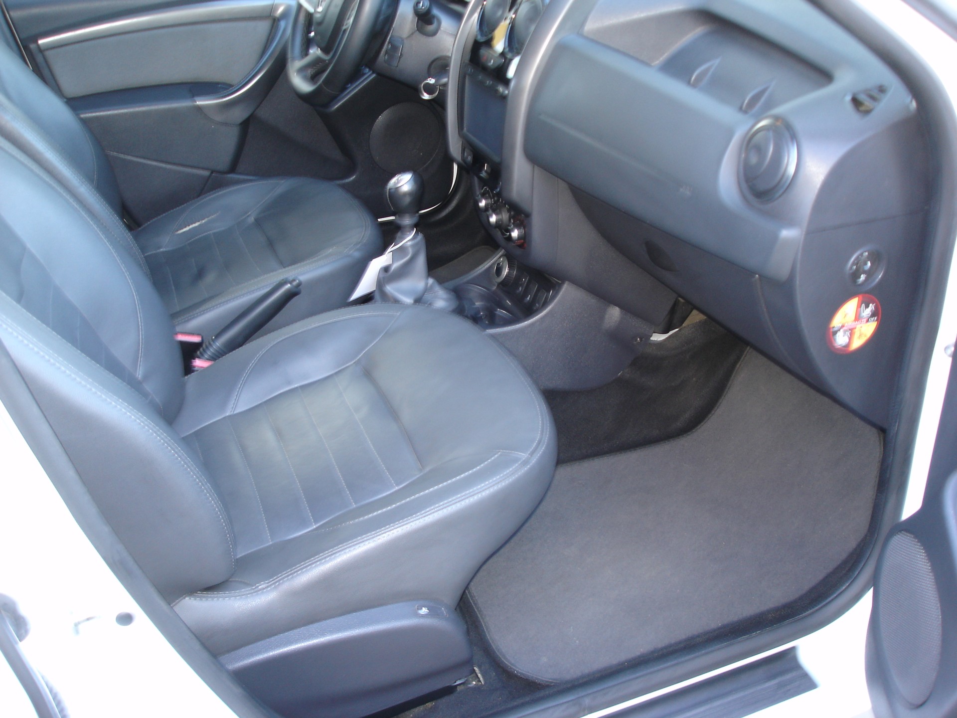 DACIA Duster 1.2 T Privilège 4x4-image-8