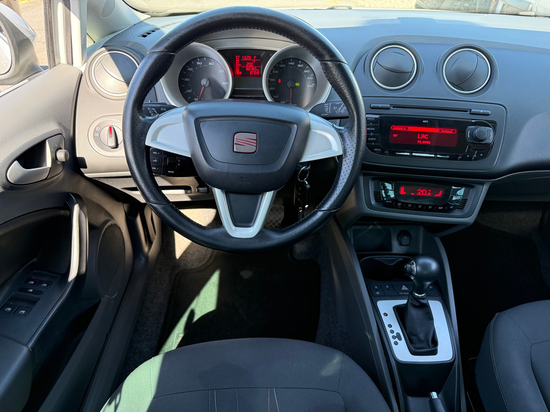 SEAT Ibiza 1.2 TSI COPA Style DSG-image-6