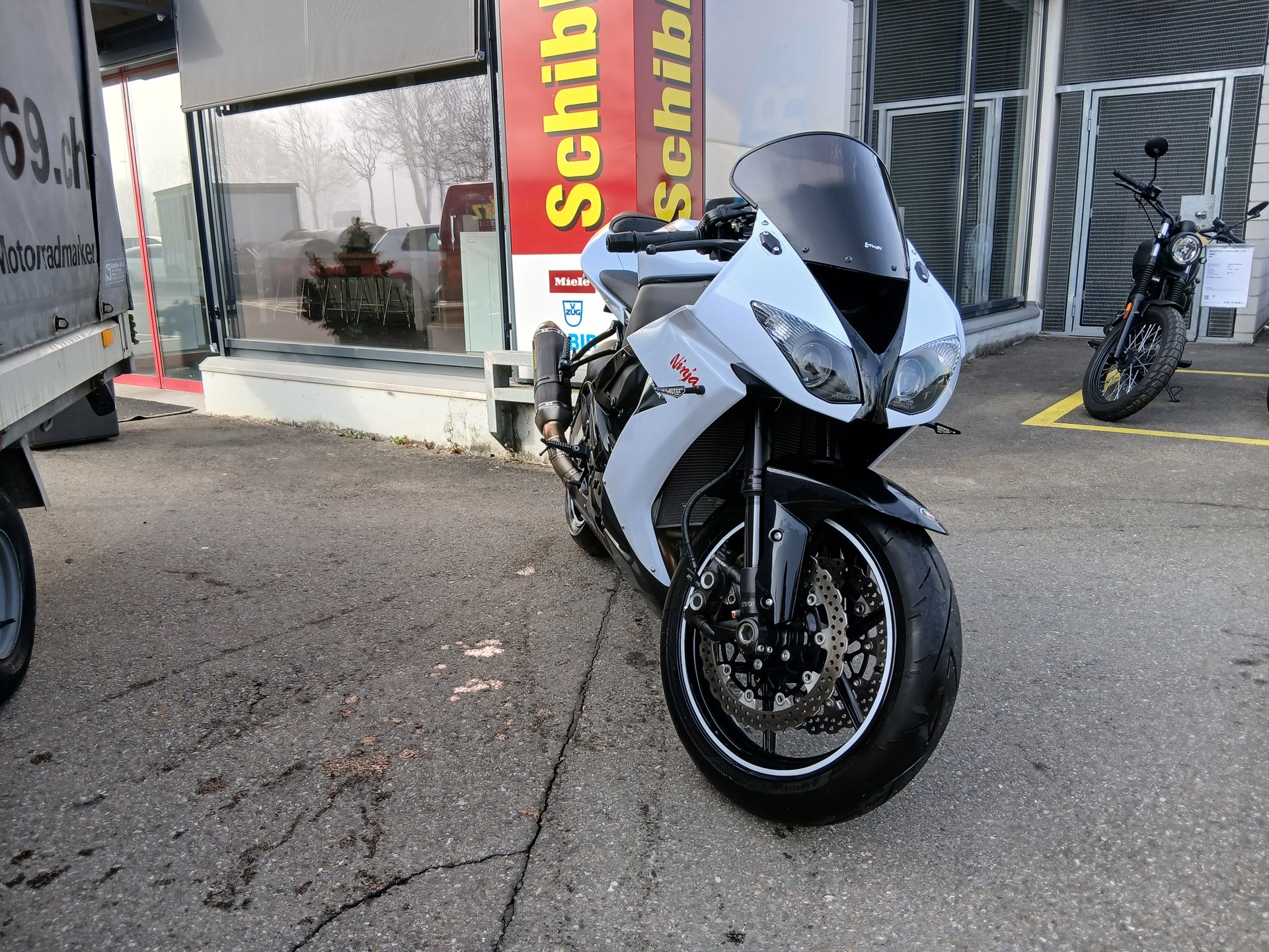 KAWASAKI Ninja ZX-10R-showroom-element-2