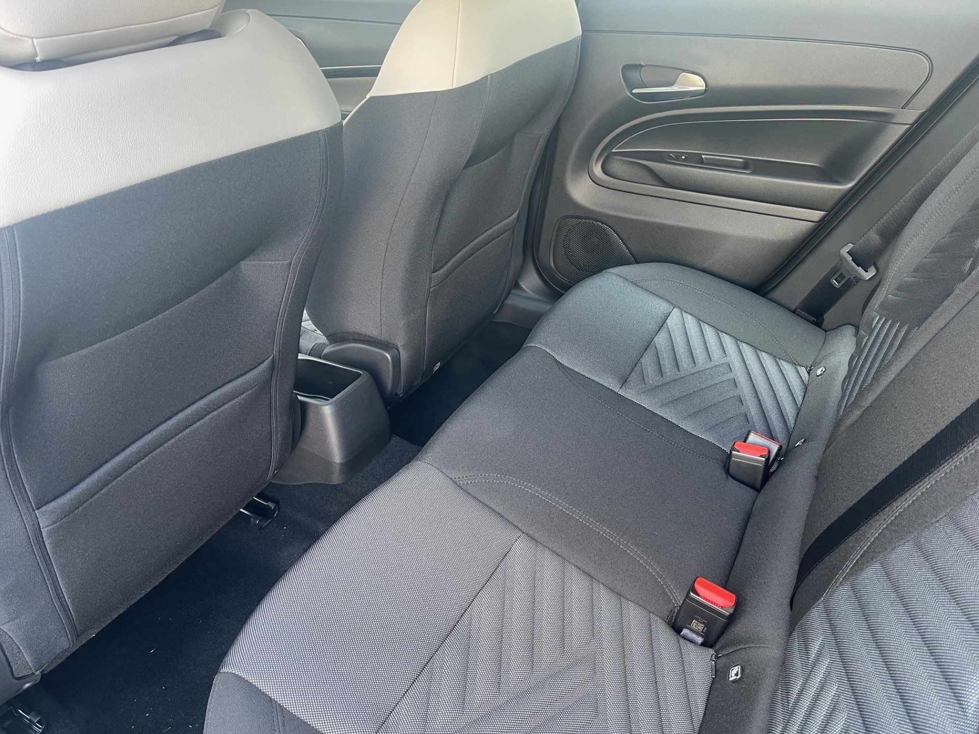 FIAT 600 1.2 Hybrid Cult-image-12