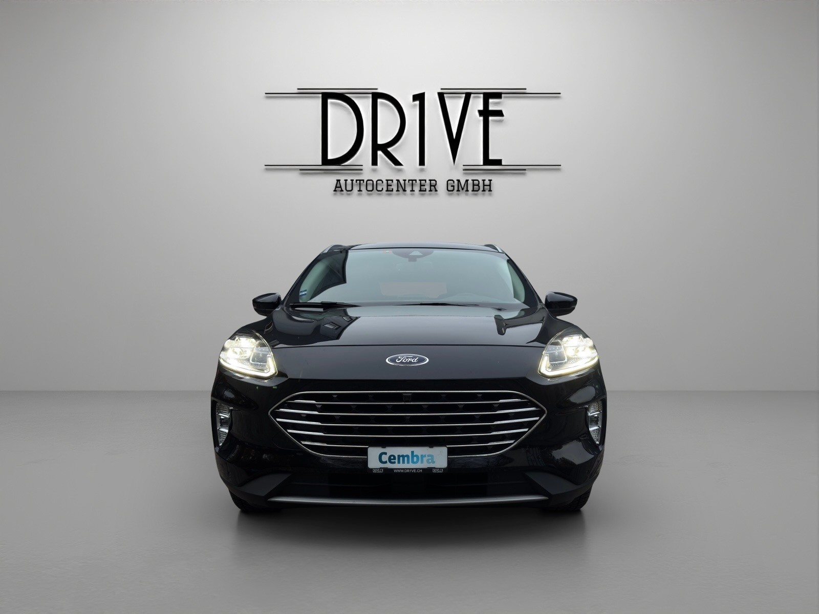 FORD Kuga 2.5 FHEV Titanium 4WD-image-1
